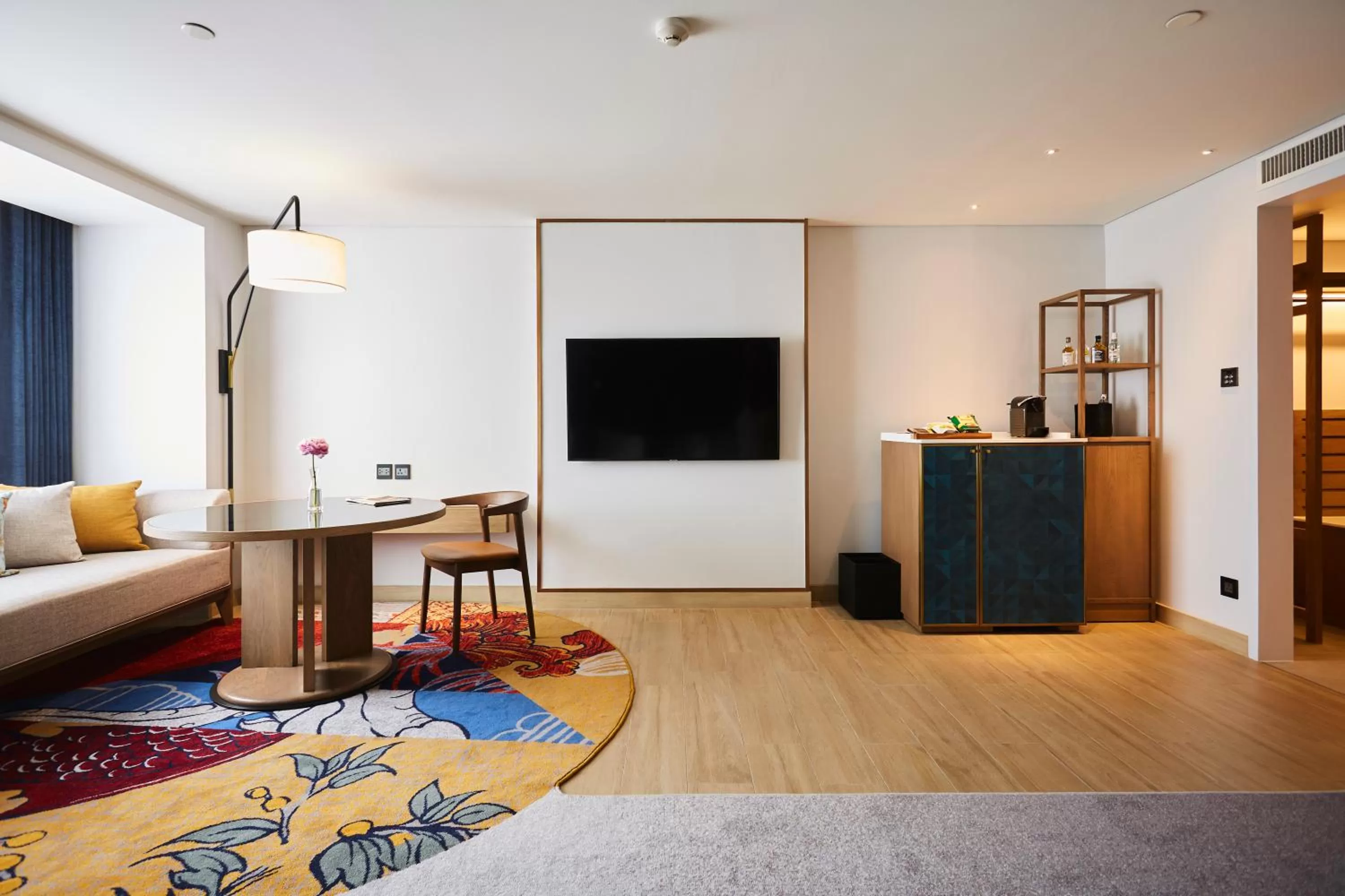 Coffee/tea facilities in Montien Hotel Surawong Bangkok