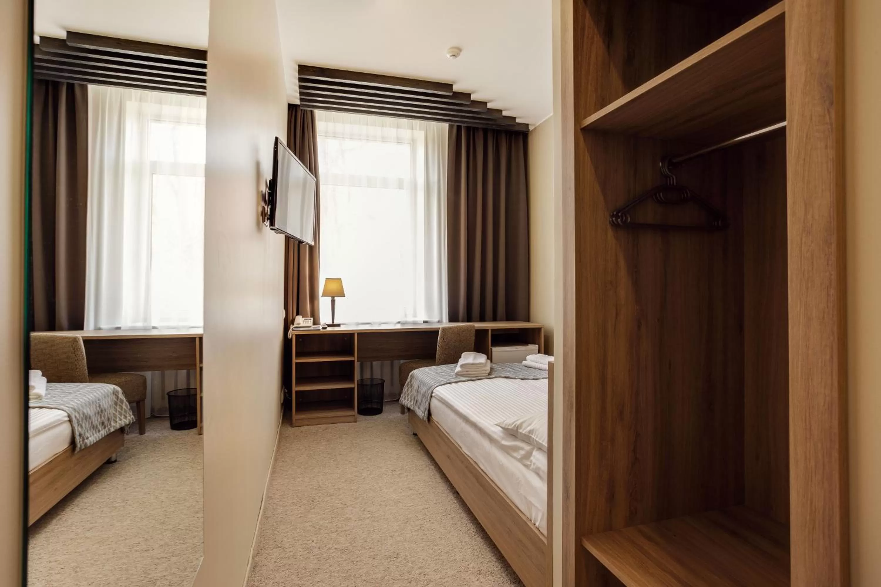 TV and multimedia, Bed in Old Town Trio