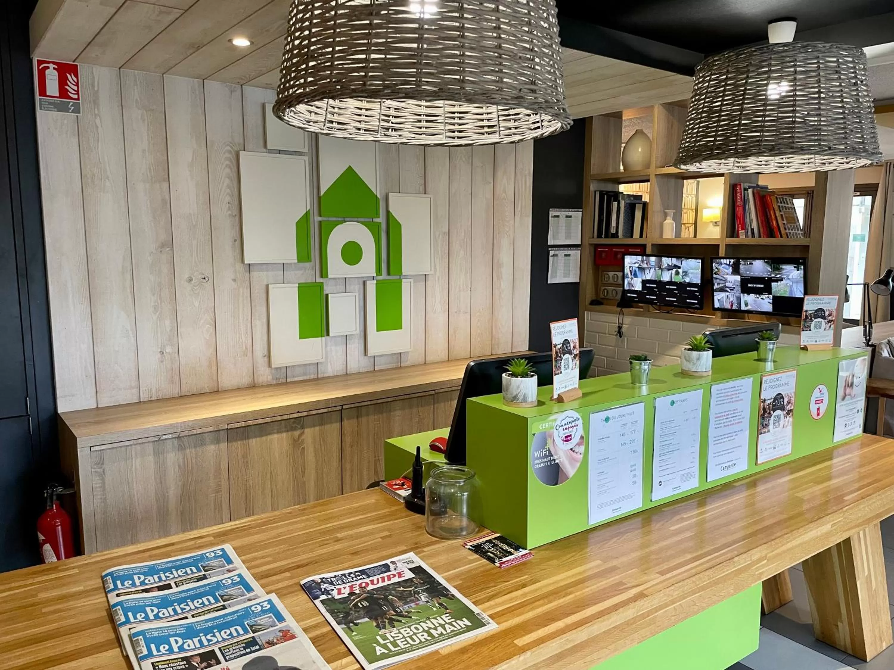 Lobby or reception in Campanile Villepinte - Parc des Expositions