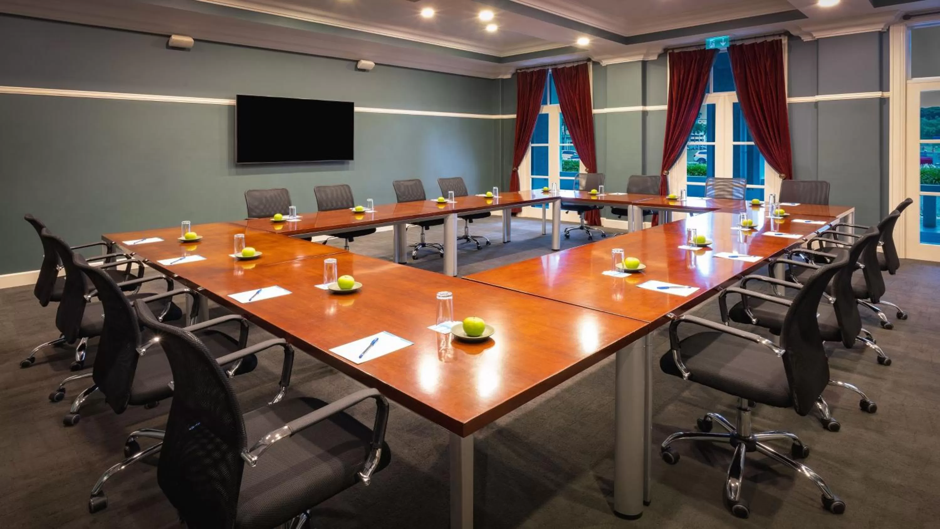 Meeting/conference room in Grand Pacific Hotel