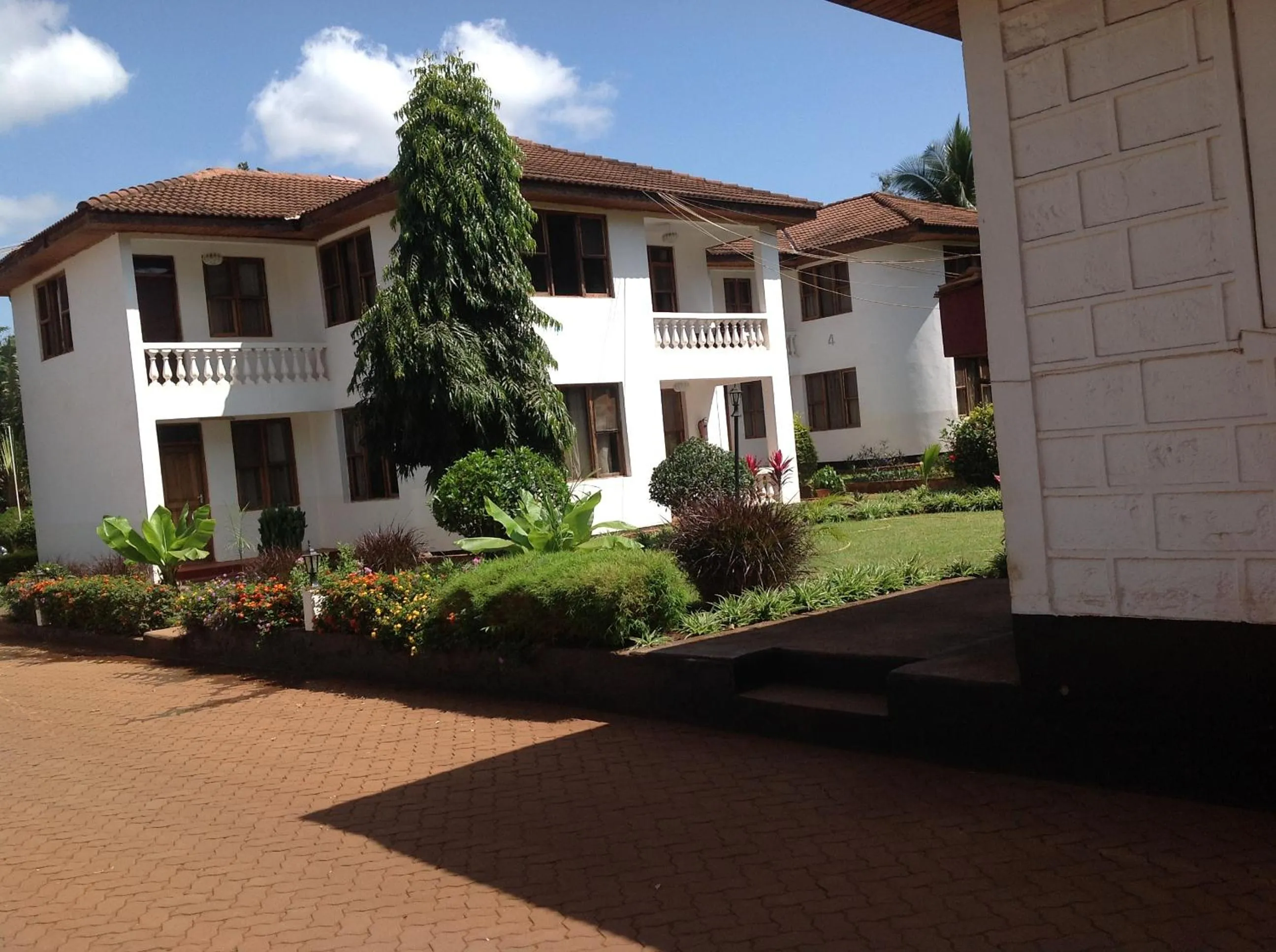 Garden in Keys Hotel Mbokomu Branch