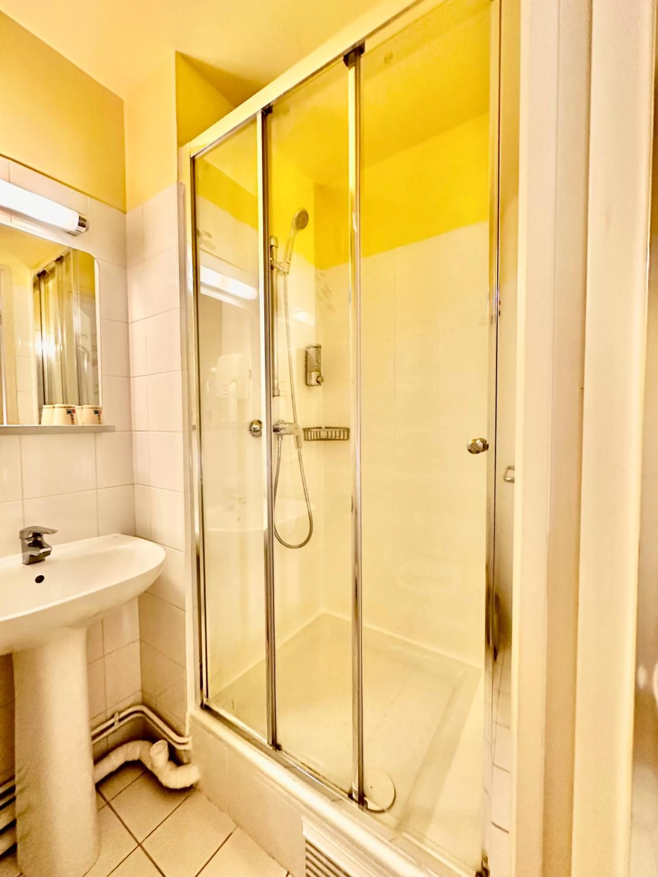 Hotel Bellevue Montmartre