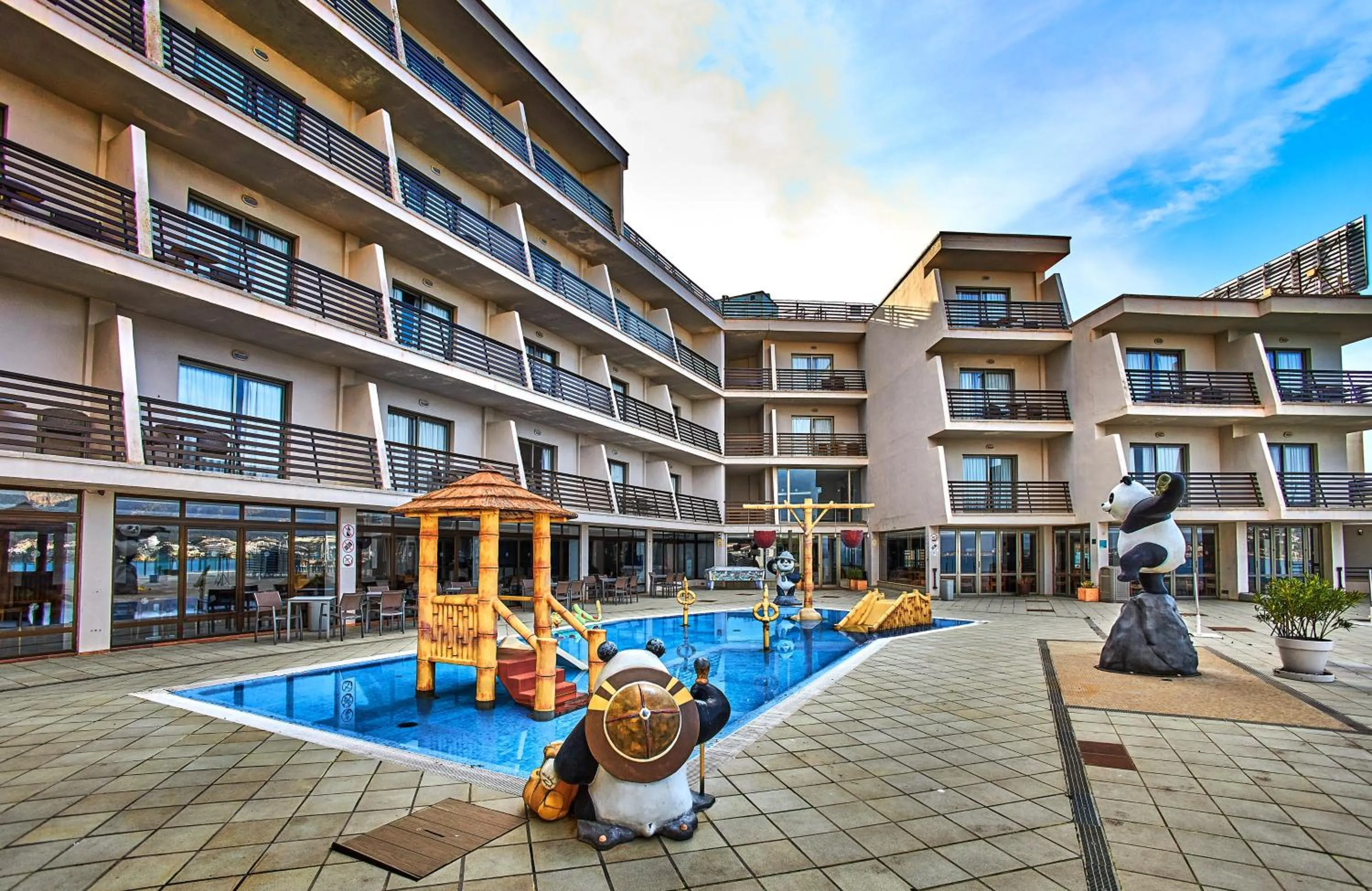 Aqua park, Swimming Pool in Alua Palmanova Bay