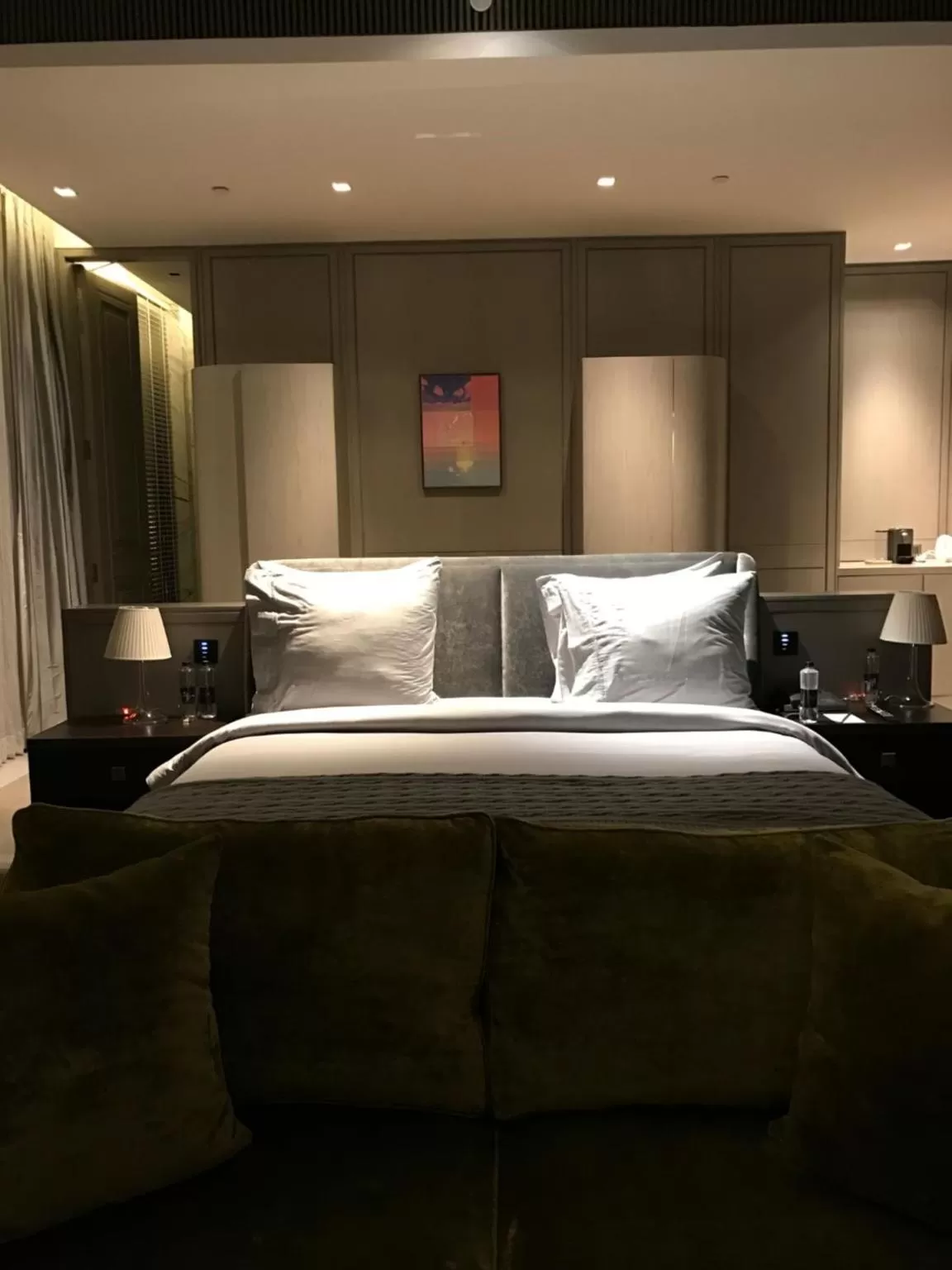 Bed in Roseate House New Delhi