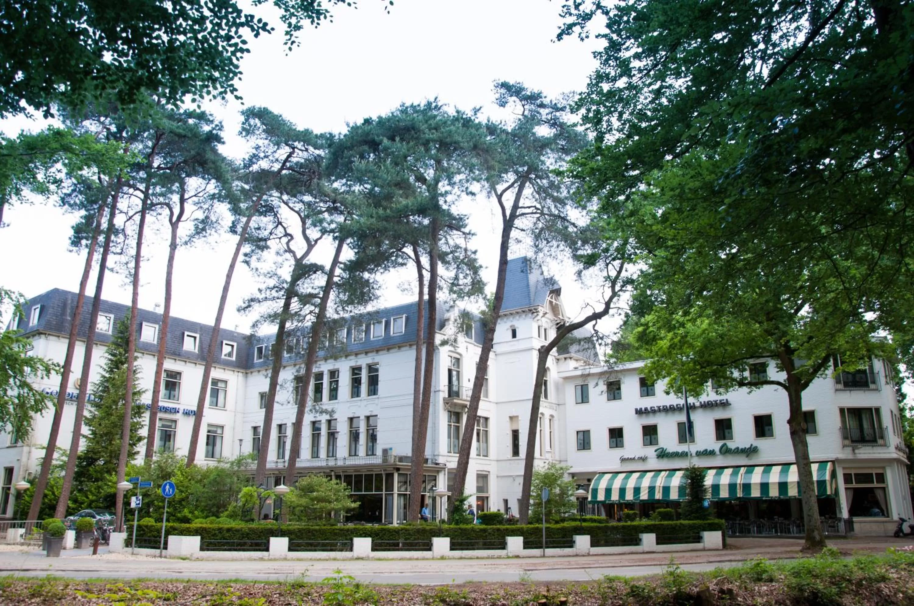 Property building in Parkhotel Mastbosch Breda