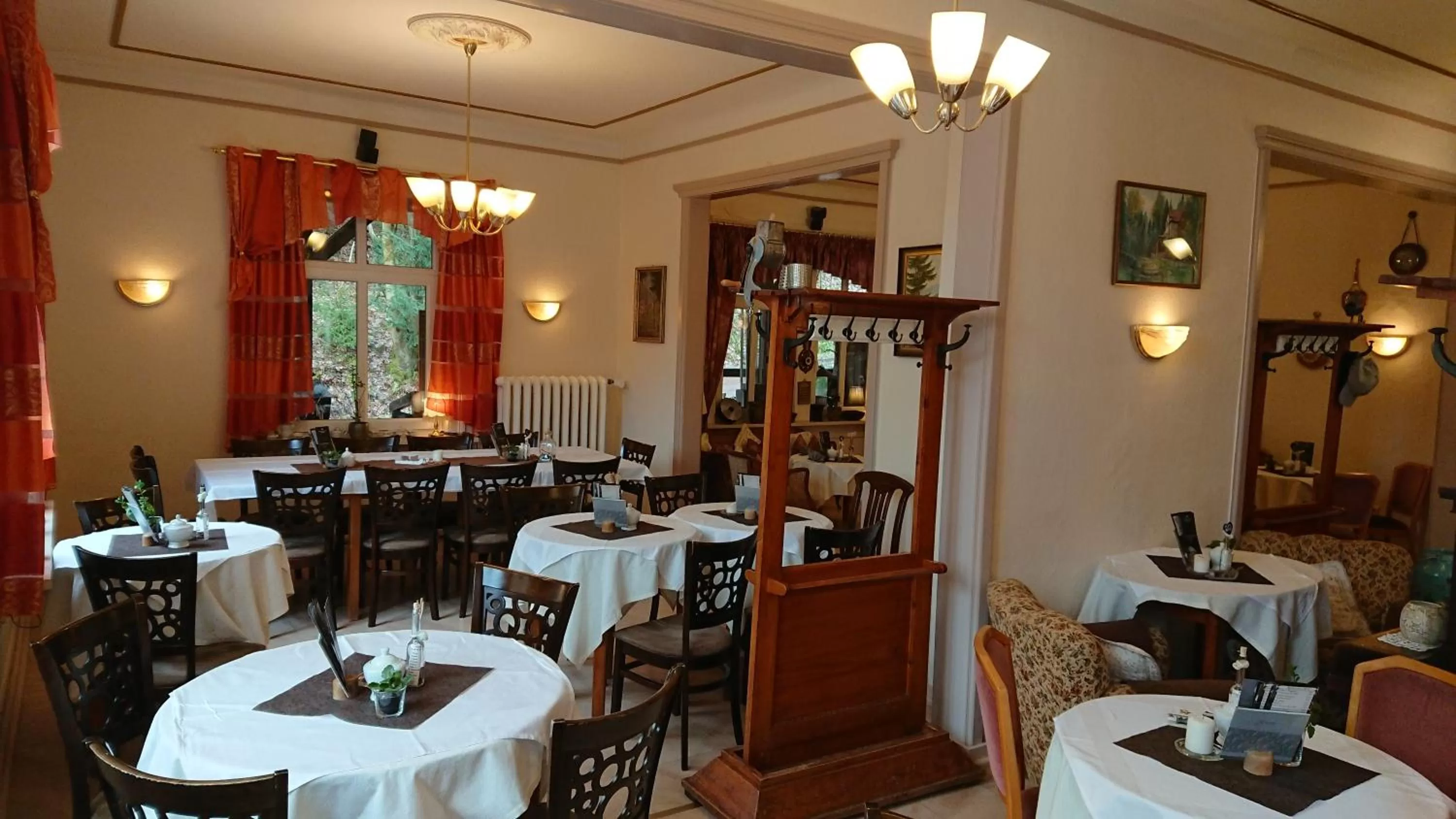 Restaurant/places to eat in Pension Waldschlösschen