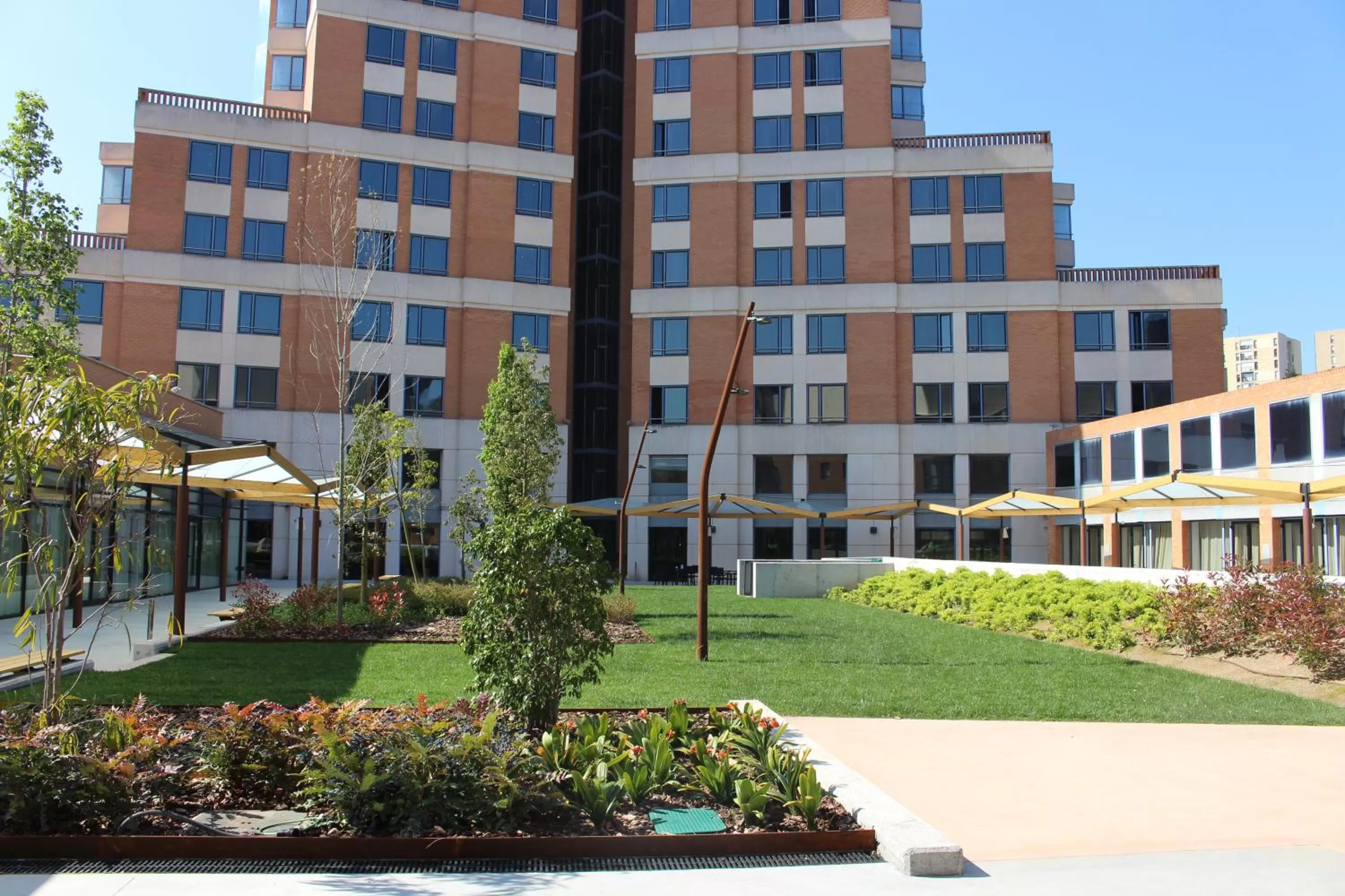 Facade/entrance in Hotel Alimara