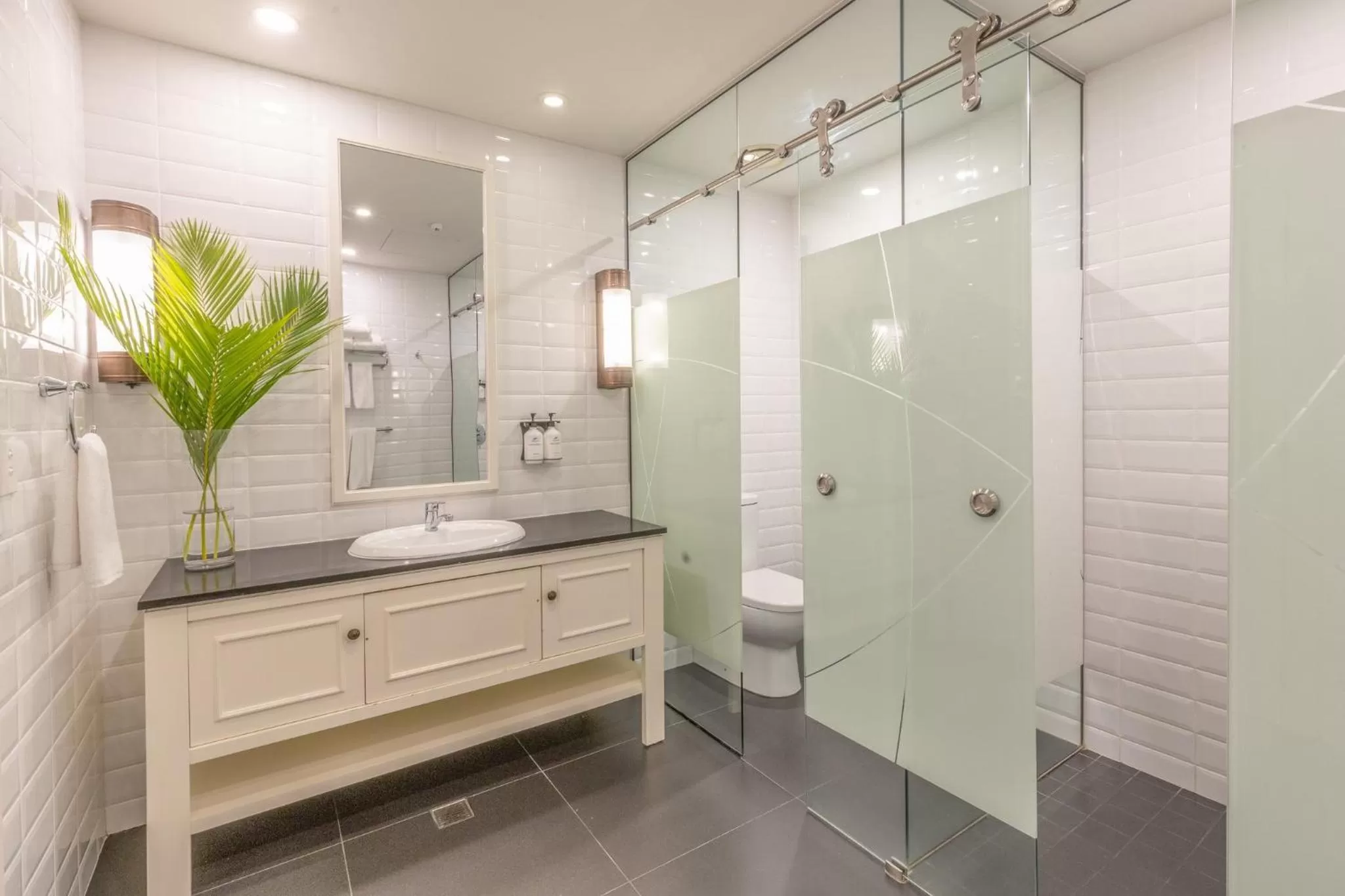 Bathroom in Grand Pacific Hotel