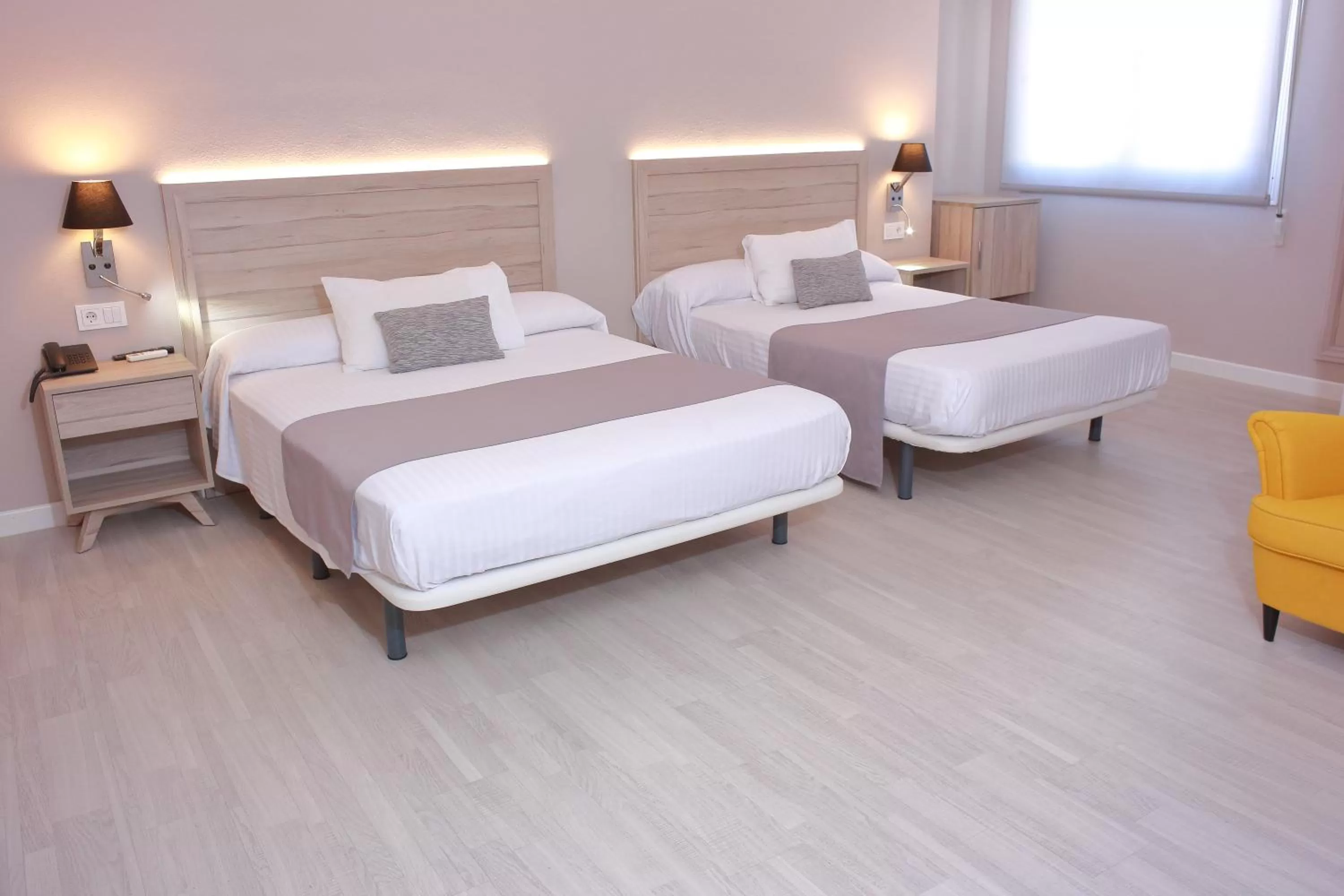 Photo of the whole room, Bed in Hotel Villa de Verín