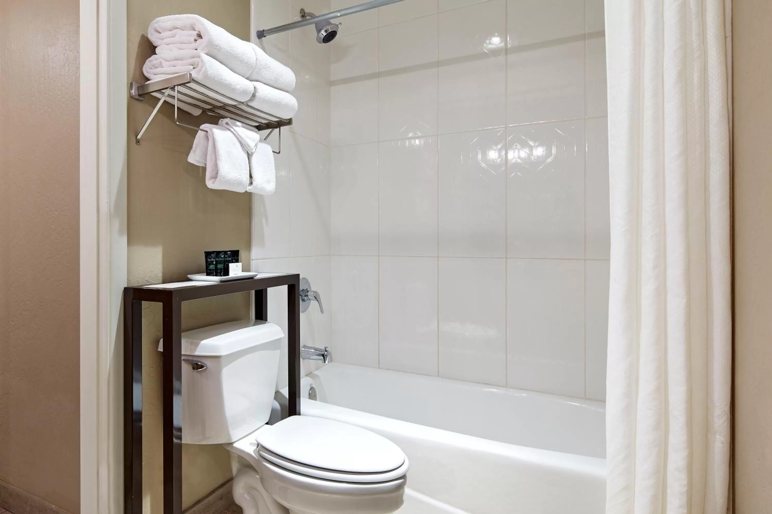 Bathroom in Orchards Inn