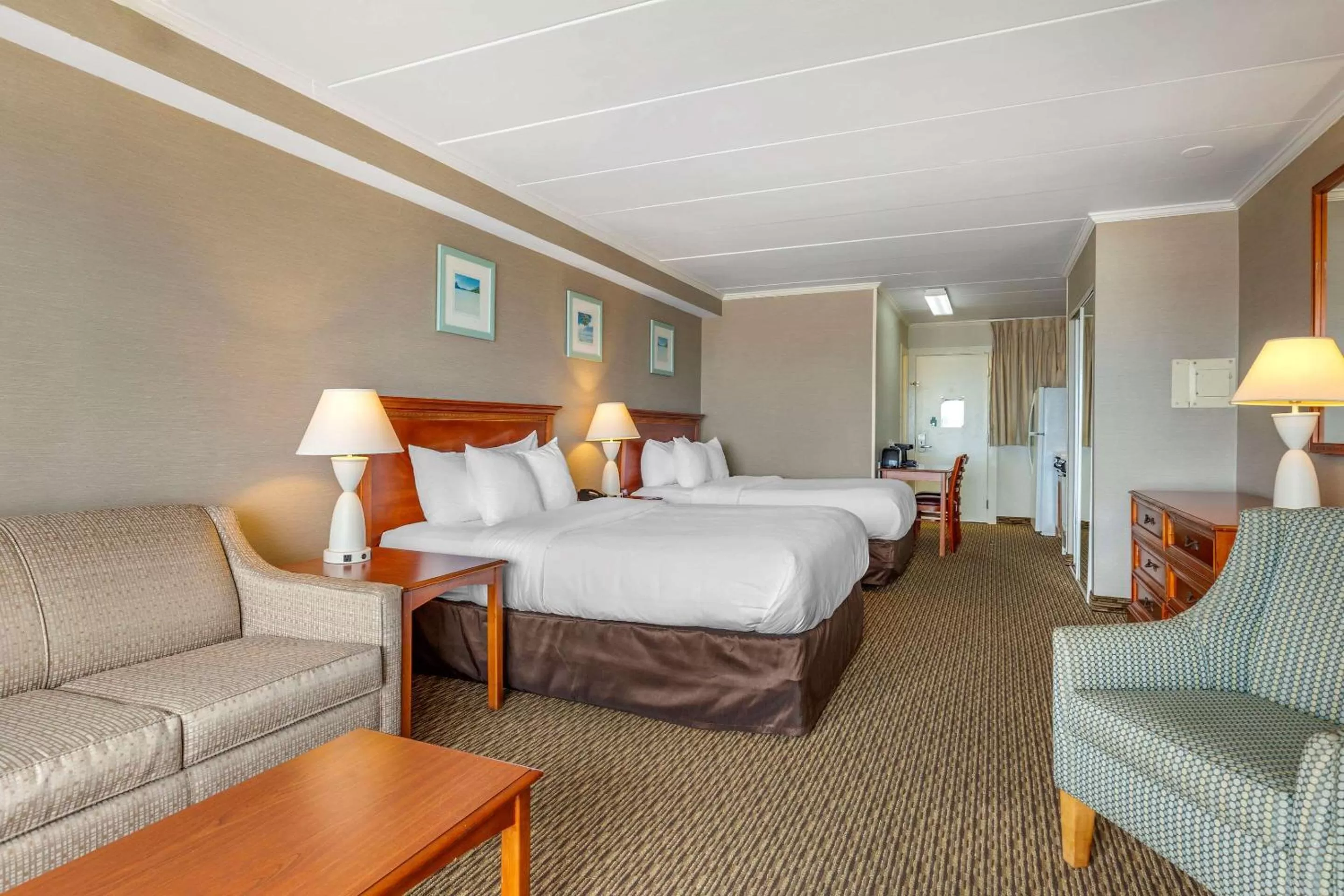 Photo of the whole room, Bed in Quality Inn Boardwalk