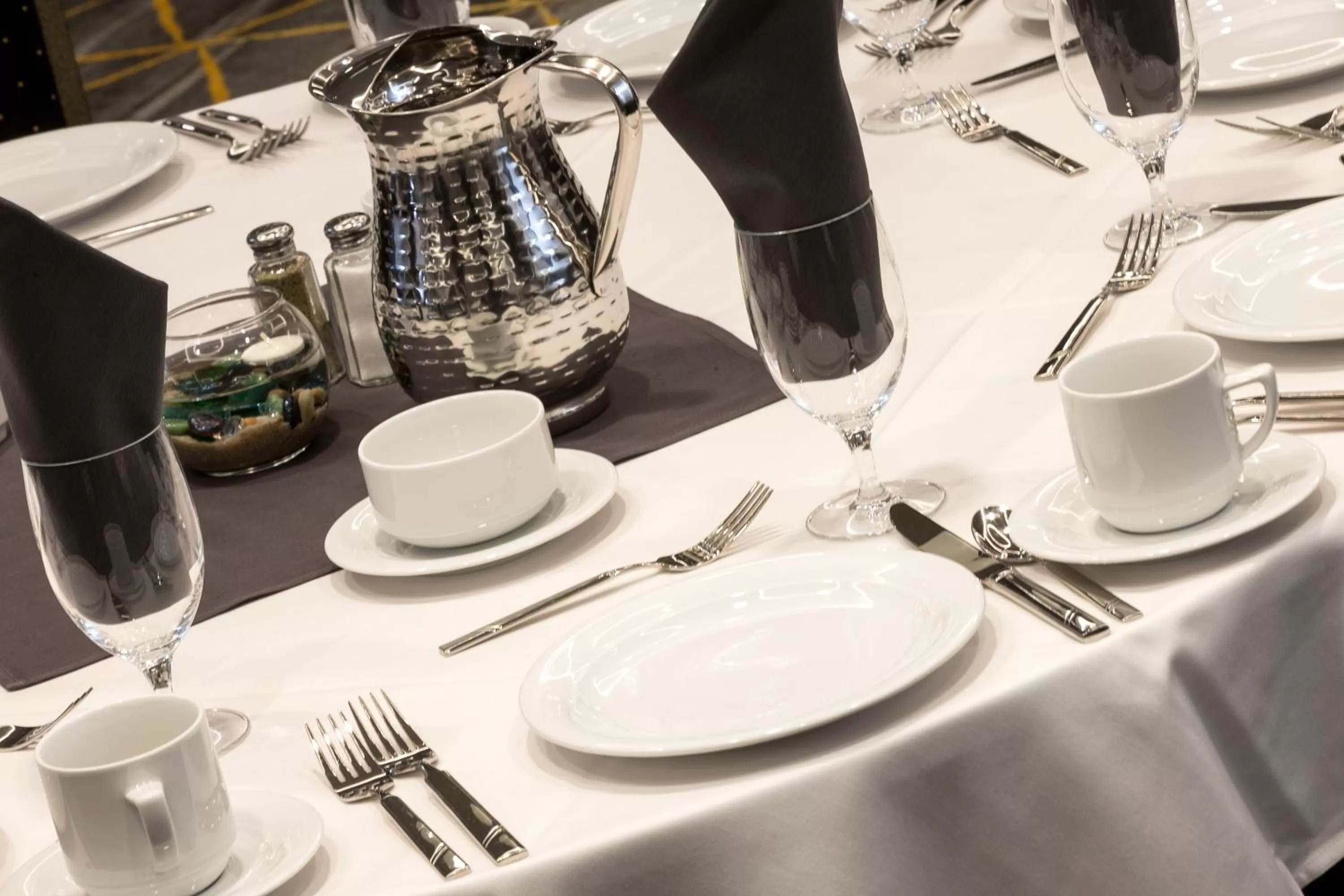 Banquet/Function facilities in Holiday Inn & Suites Detroit - Troy by IHG