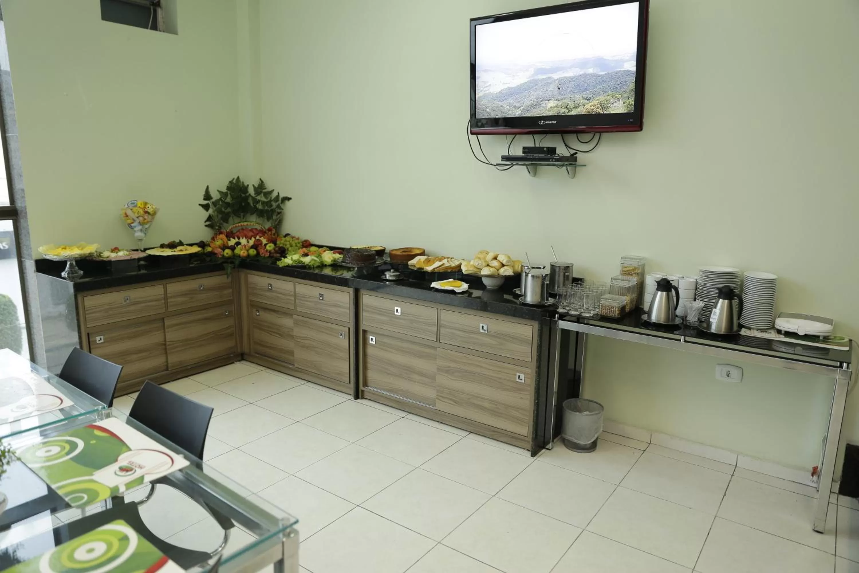 Breakfast in LW Hotel