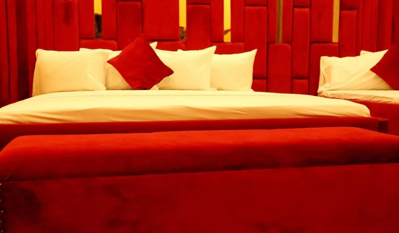 Bed in HOTEL DE SMART Multan