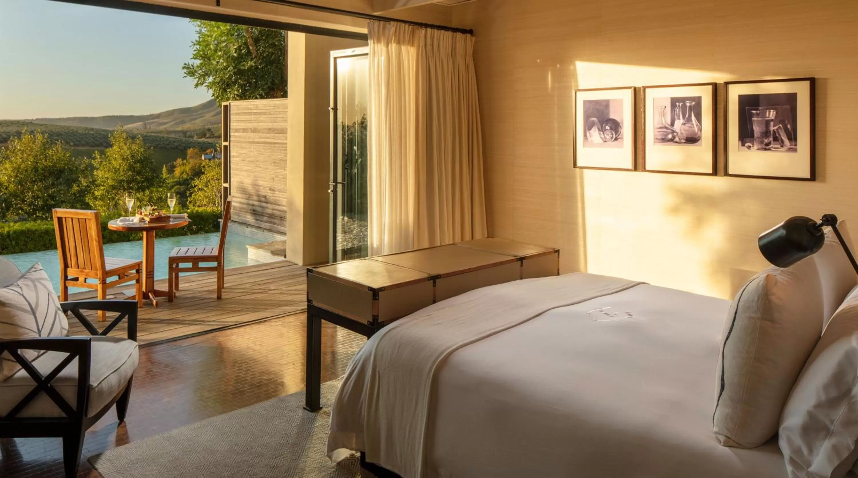 Spring, Bed in Delaire Graff Lodges and Spa