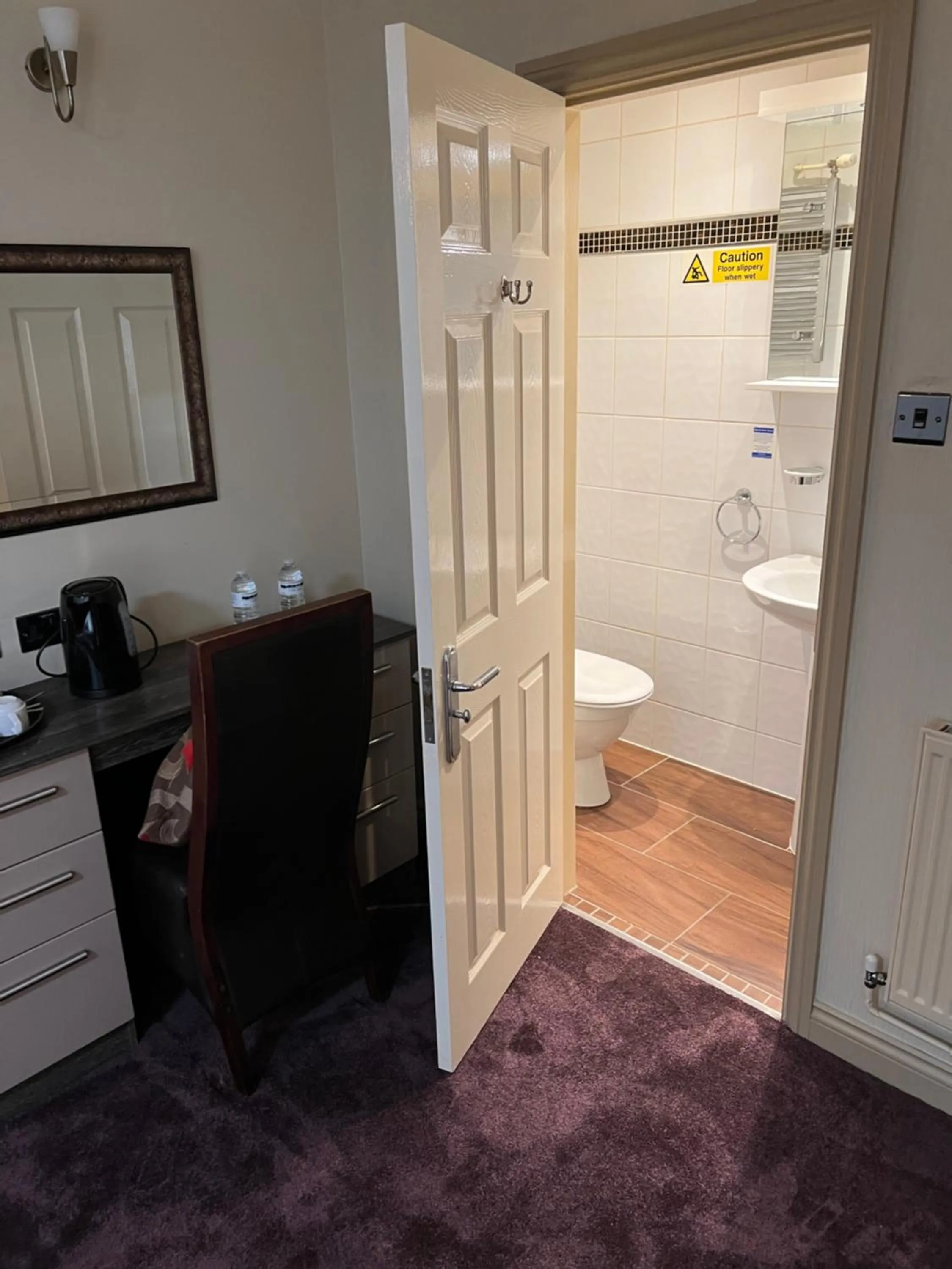 Bathroom in Southport Metro Hotel