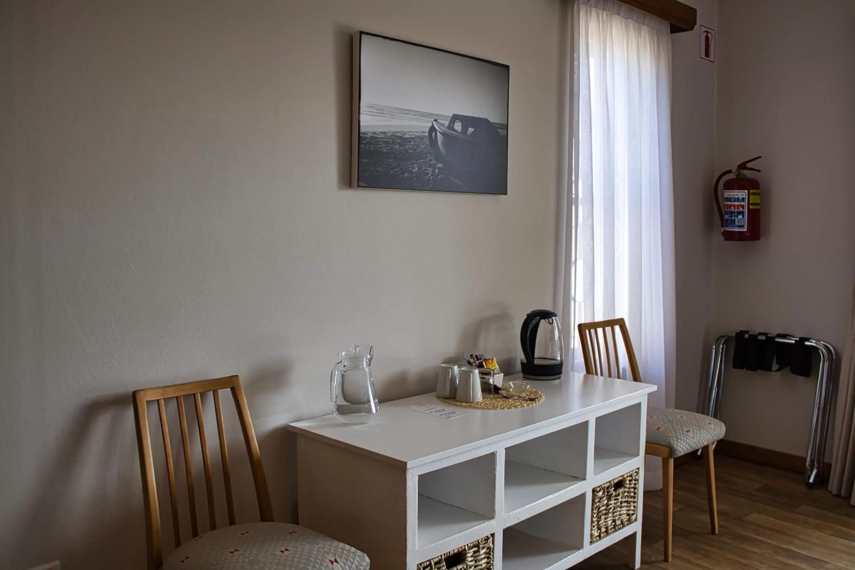 Coffee/tea facilities, TV/Entertainment Center in Kramersdorf Guesthouse