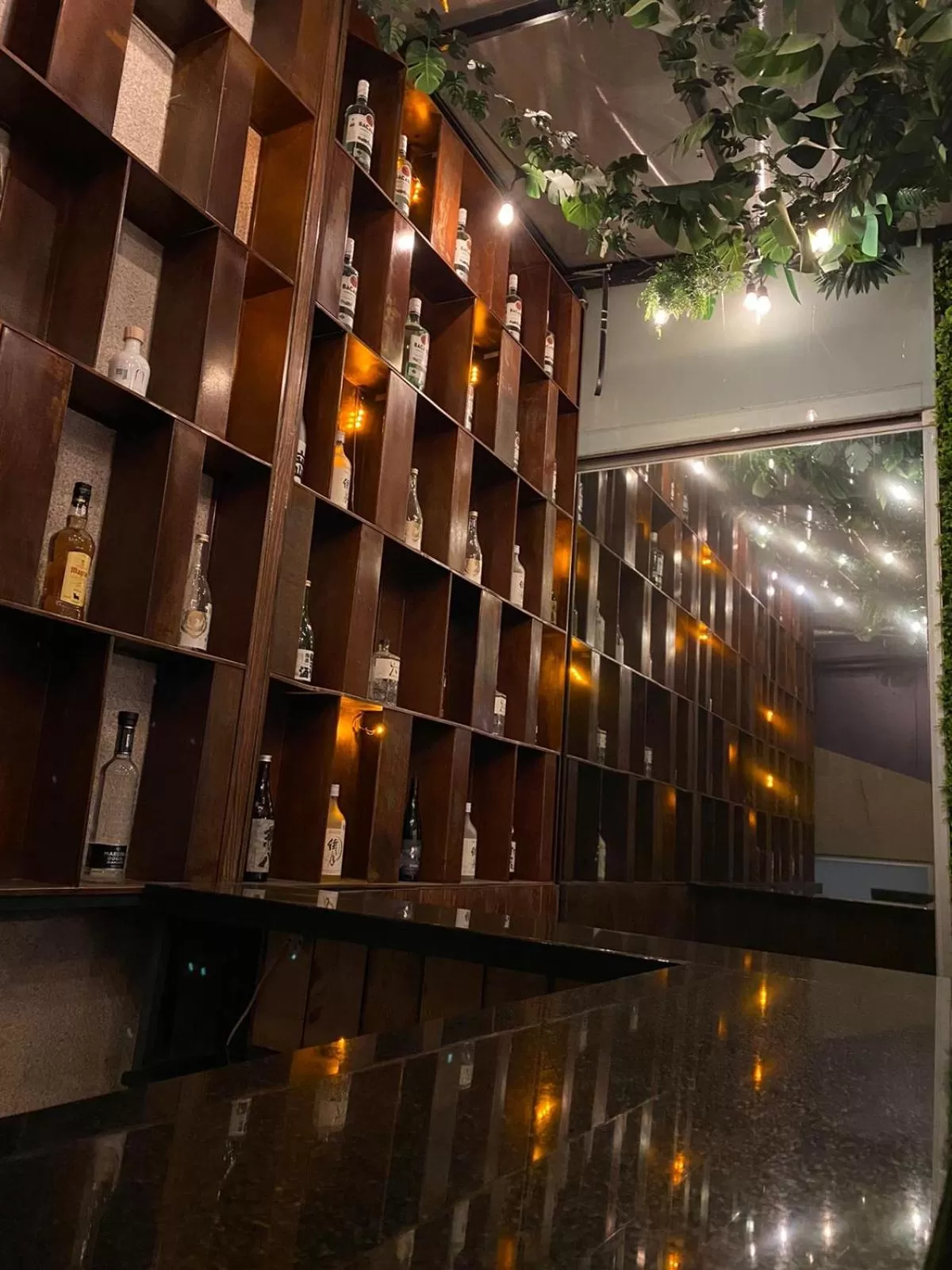 Restaurant/places to eat in Zújmú Business Boutique Hotel