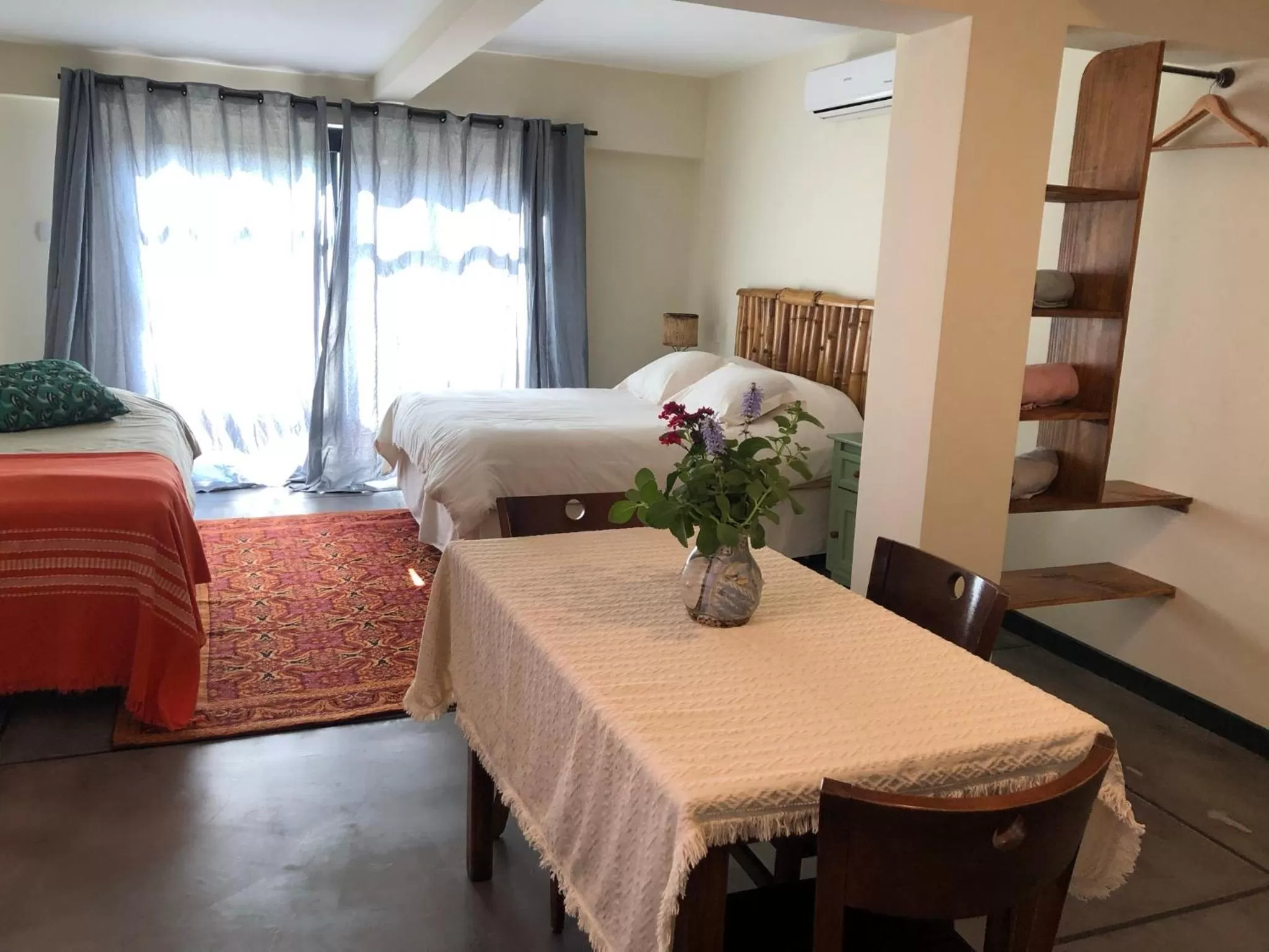 Guests, Bed in Janela de Marcia Bed and Breakfast