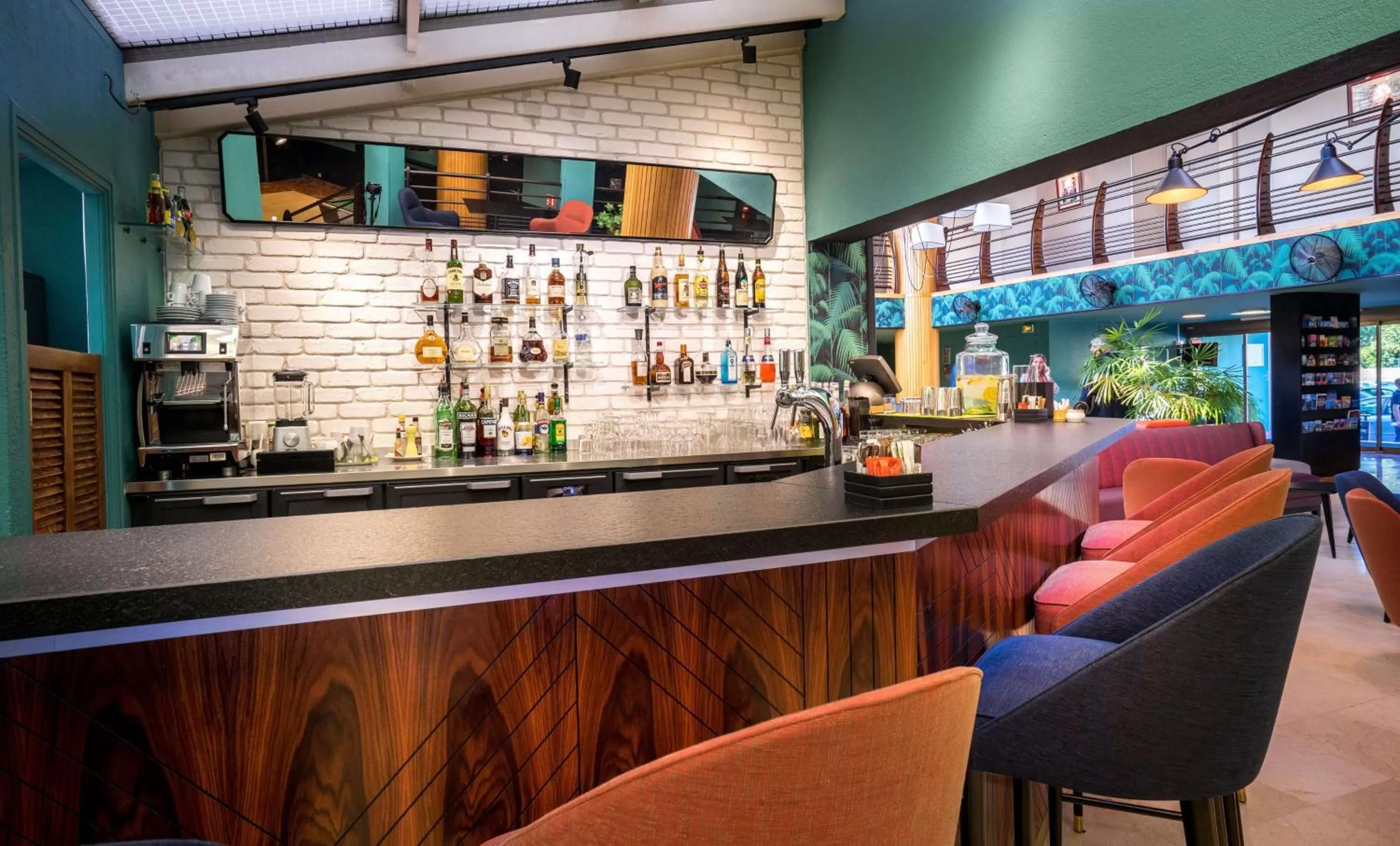 Lounge or bar in Best Western Plus La Marina