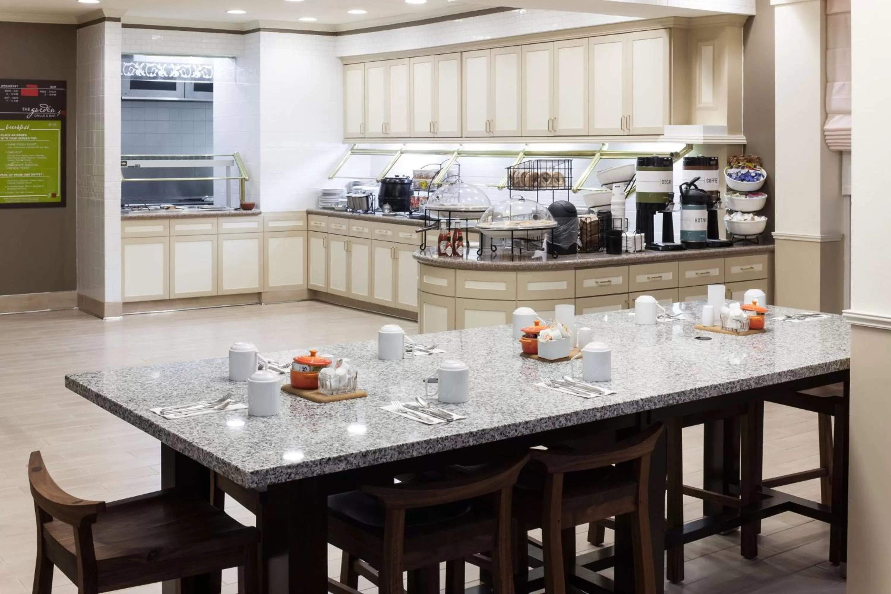 Restaurant/places to eat in Hilton Garden Inn McAllen Airport