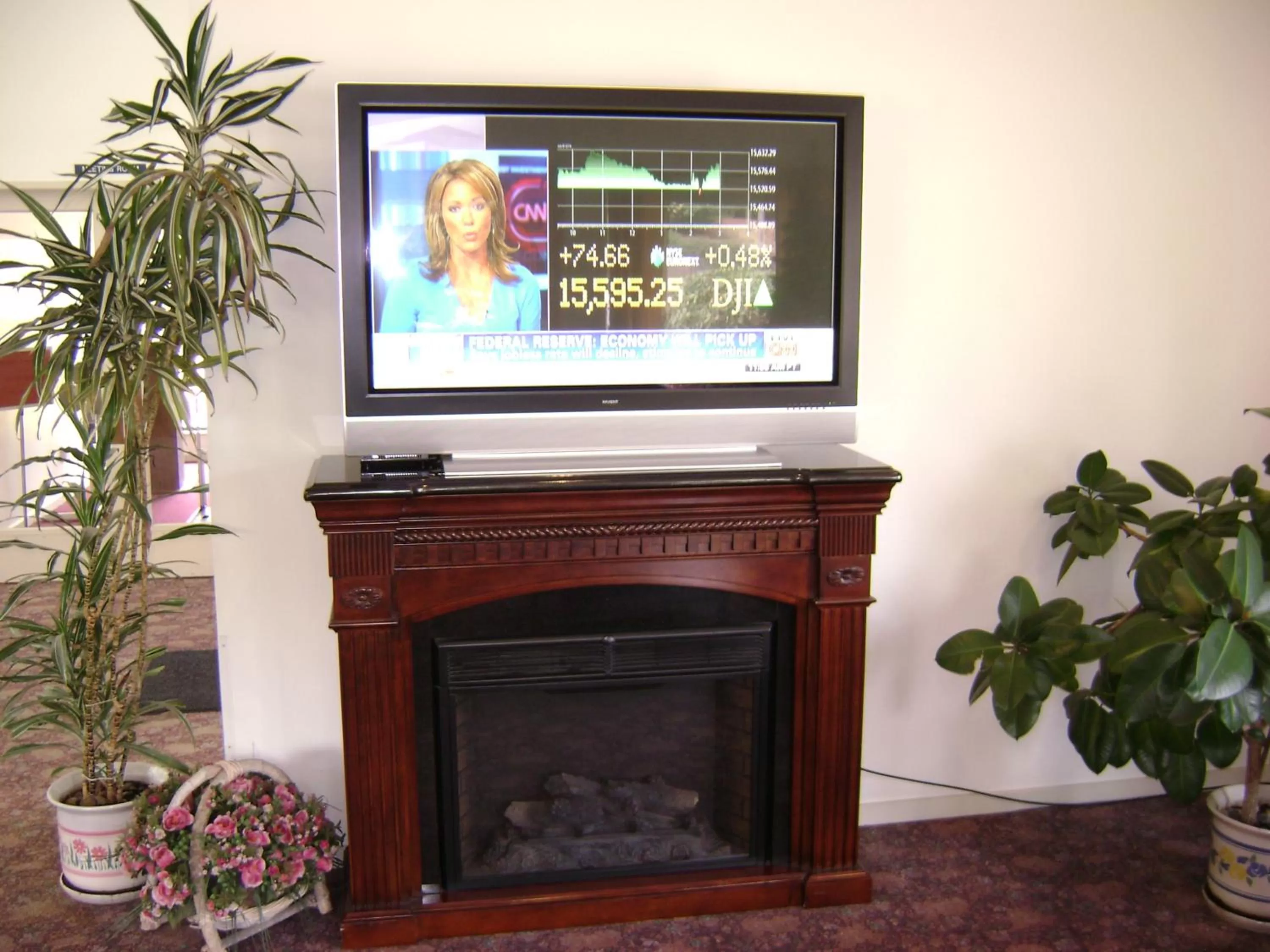 Lobby or reception, TV/Entertainment Center in Edgewick Inn