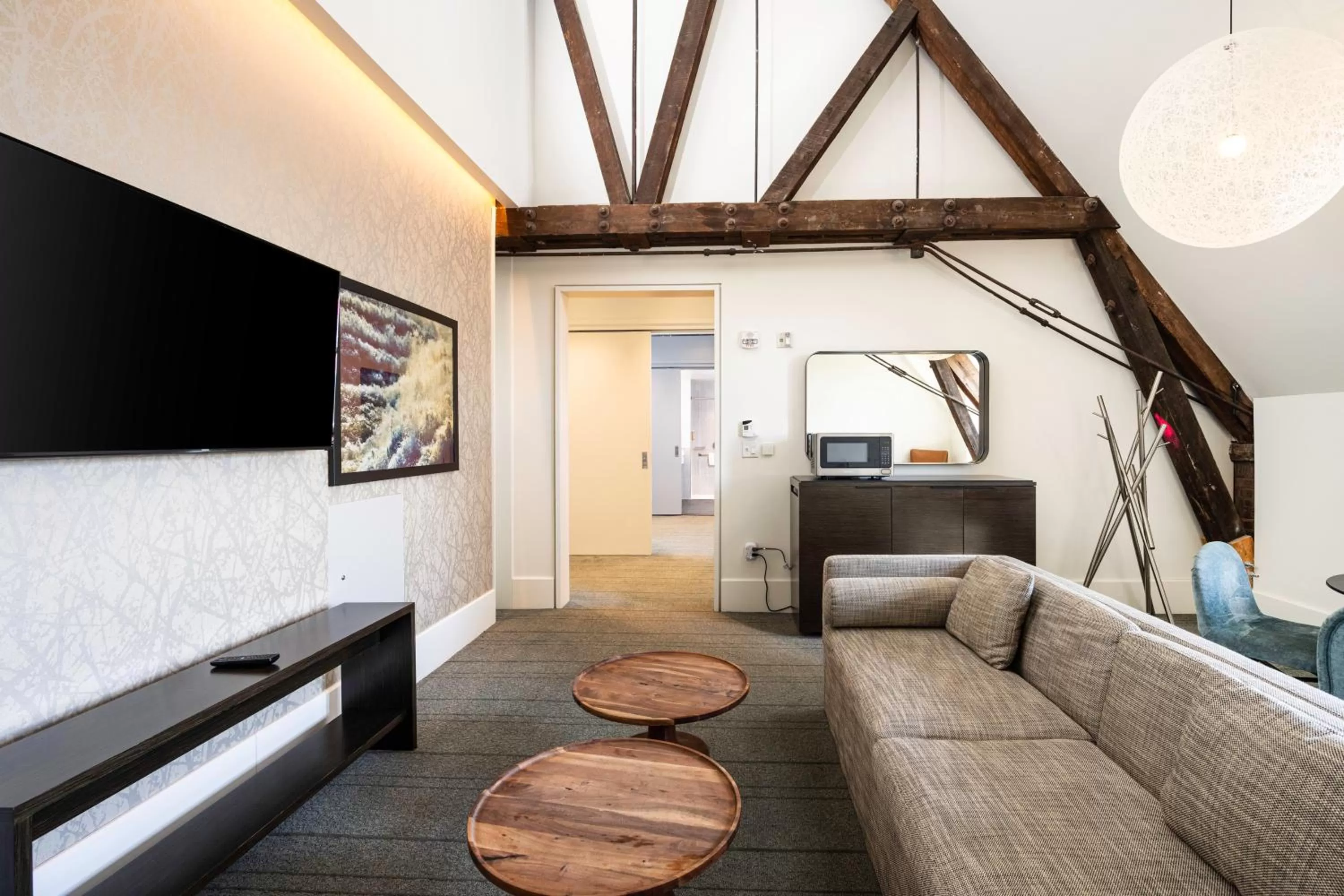 Living room in The Richardson Hotel