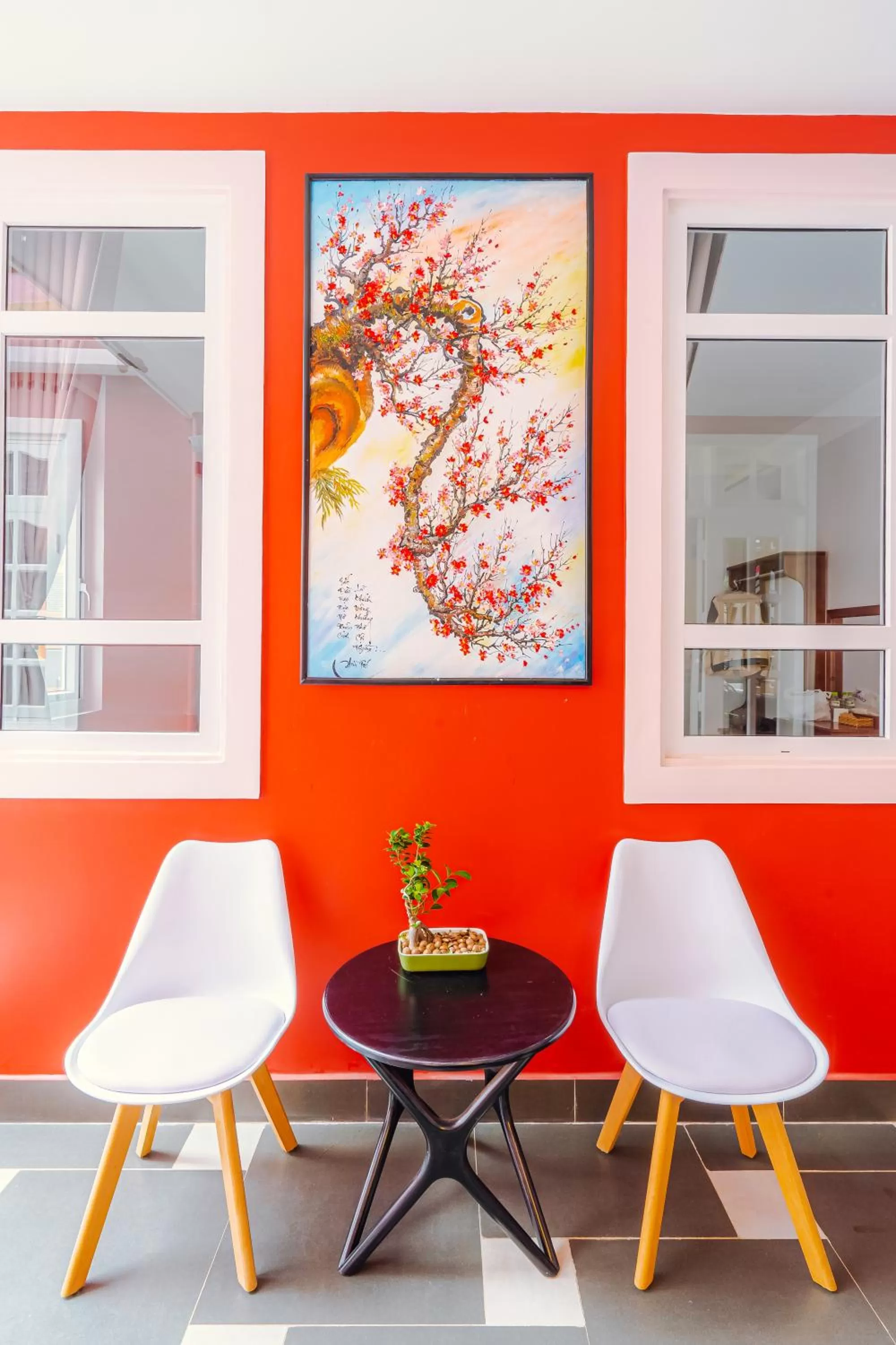 Restaurant/places to eat in Lovely House