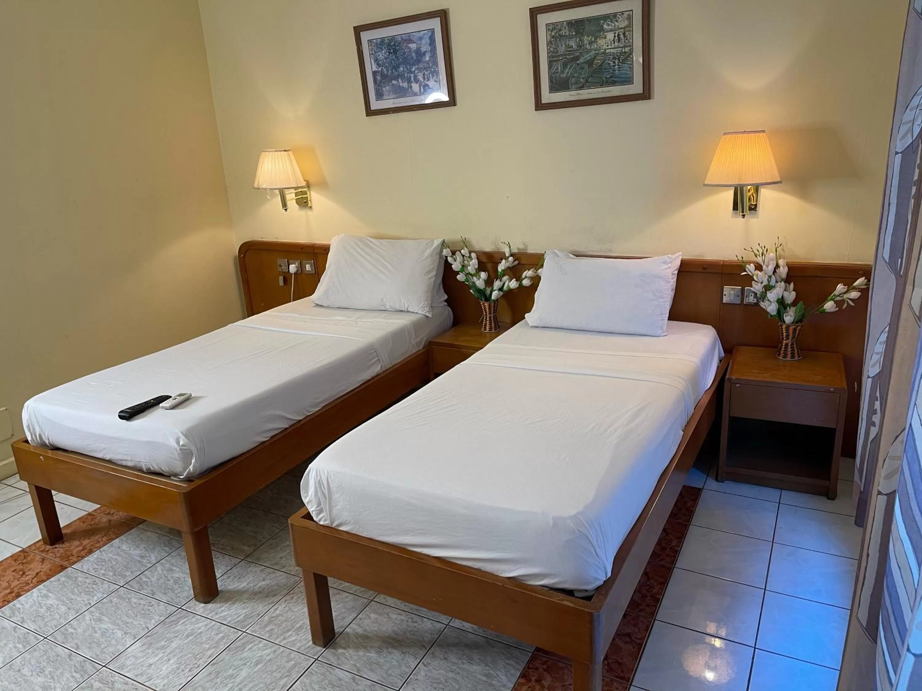 Bed in Maple Leaf Korean Hotel