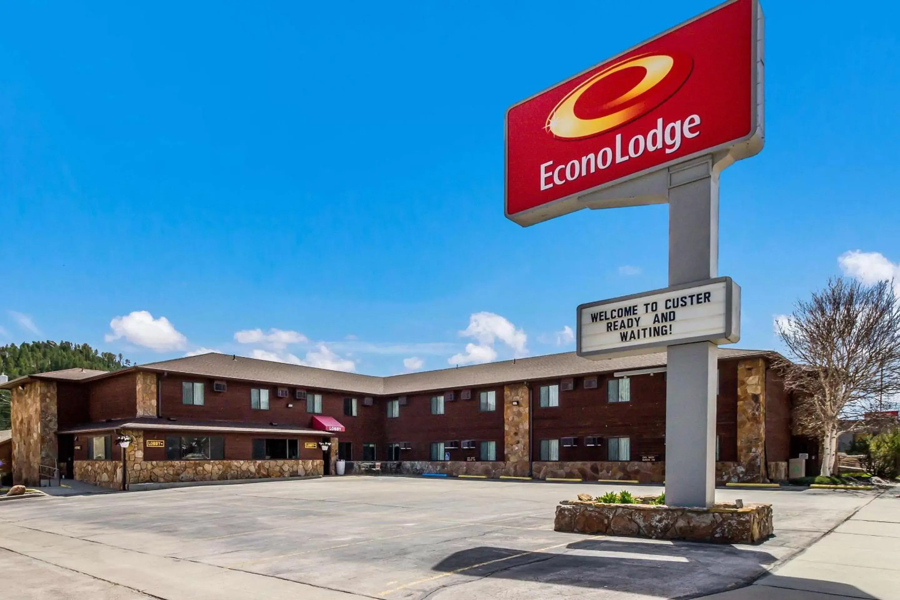 Econo Lodge, Downtown Custer Near Custer State Park and Mt Rushmore Econo Lodge, Downtown Custer Near Custer State Park and Mt Rushmore