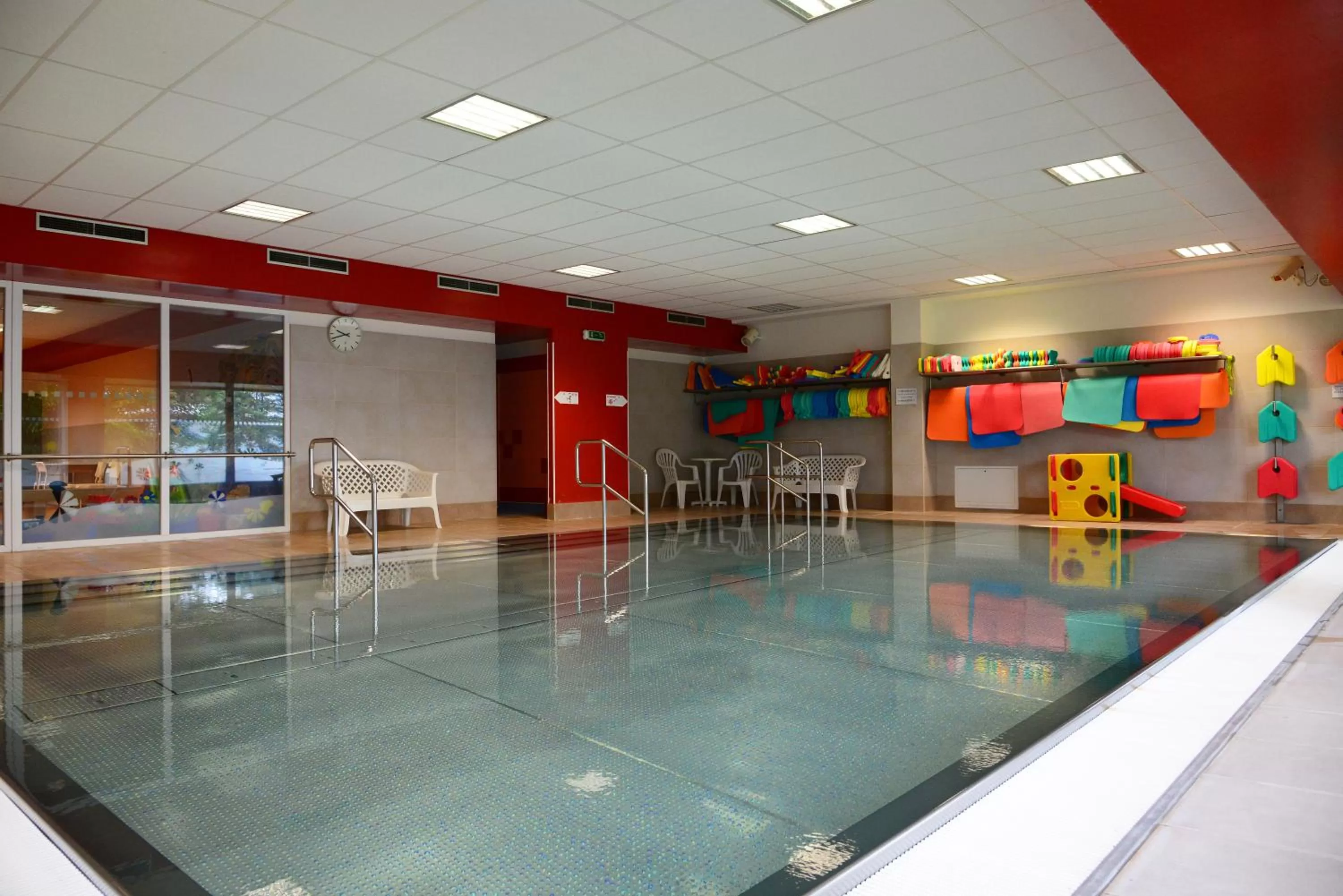 Swimming pool in Sporthotel Zimní stadion Benešov