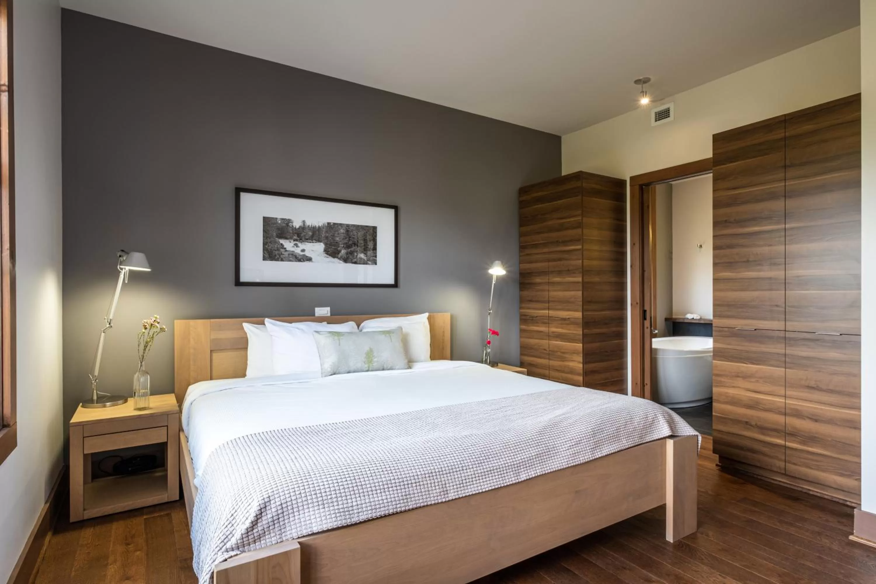 Bed in Suites-sur-Lac