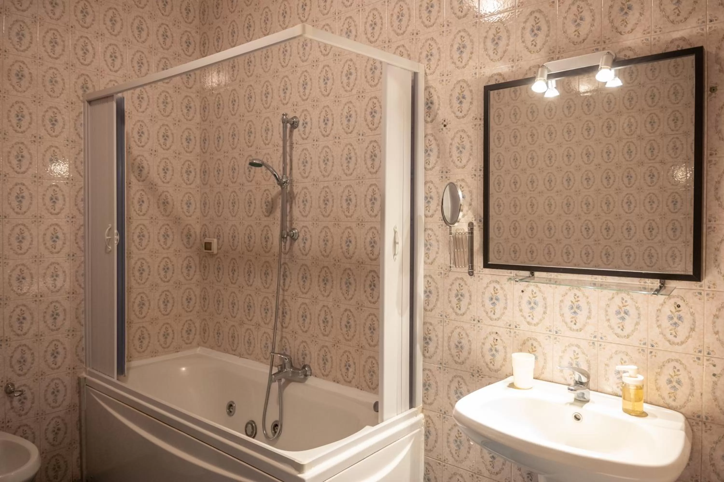 Bathroom in Liodoro Catania B&B