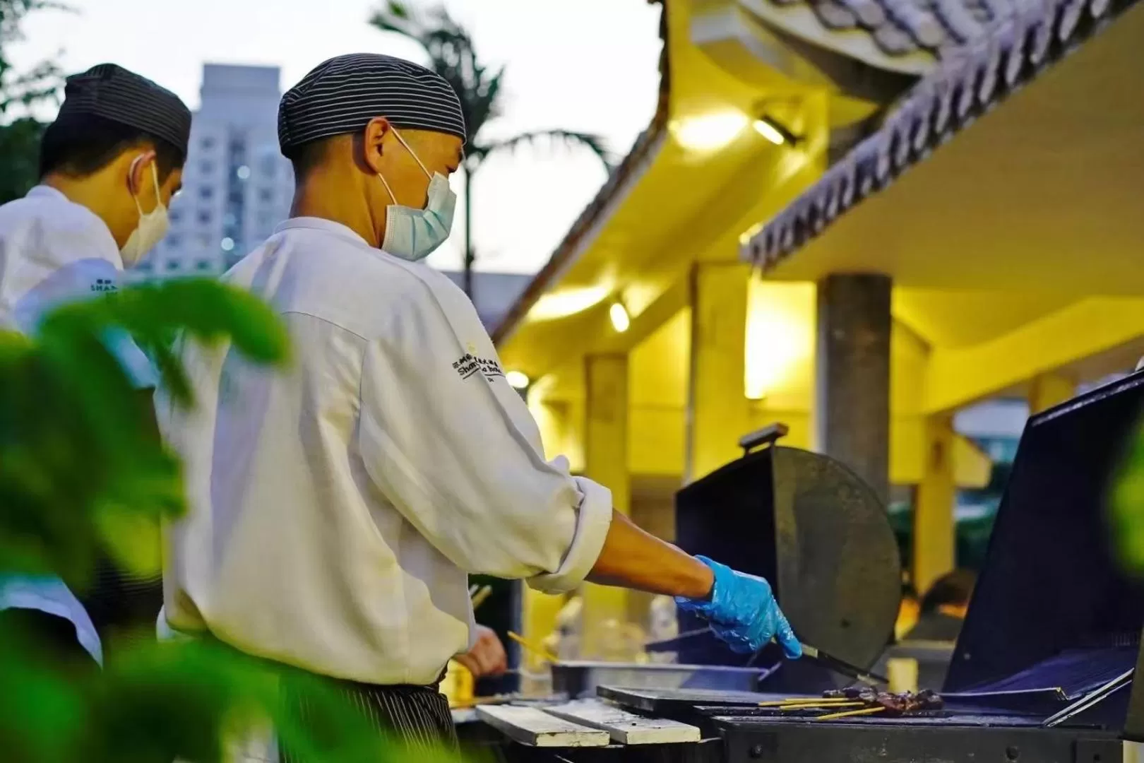 Restaurant/places to eat in Shangri-La Shenzhen - Nearby Luohu Border, Outdoor Swimming Pool