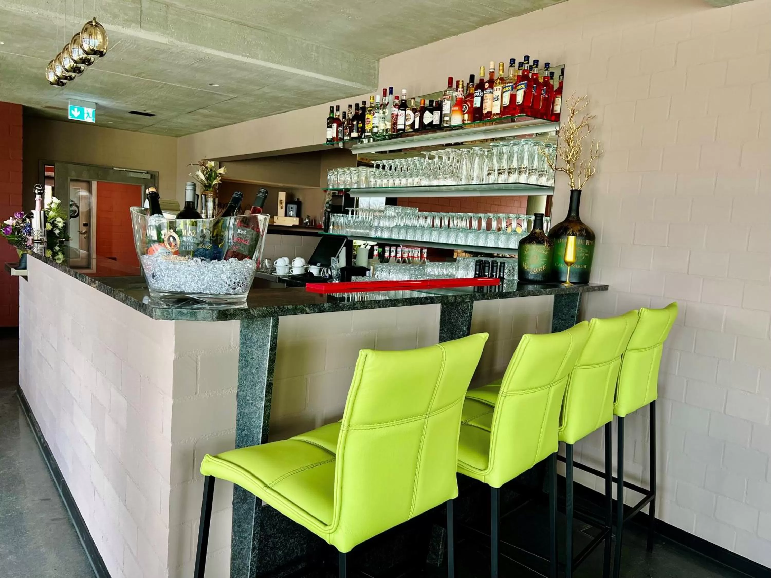 Lounge or bar in Zweirad Hotel Lenne