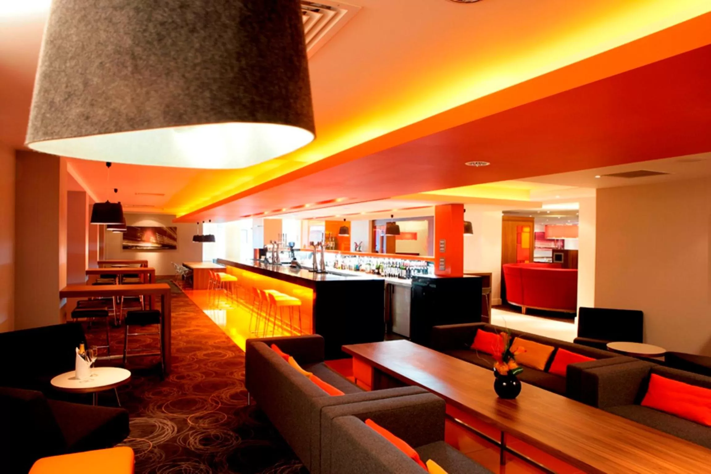 Lounge or bar in Novotel London Waterloo