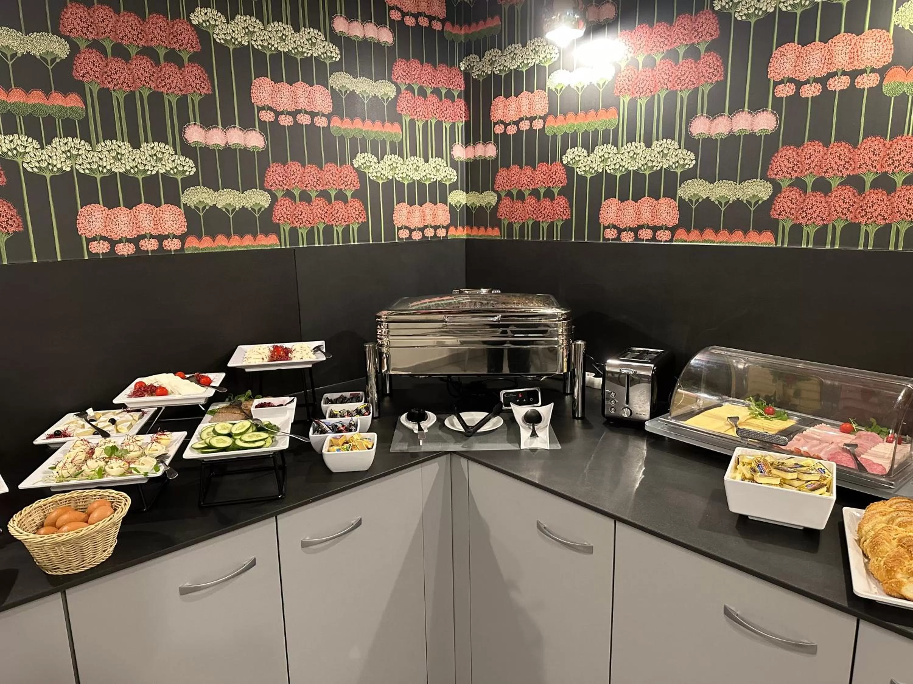 Restaurant/places to eat in Hotel Downtown Kraków