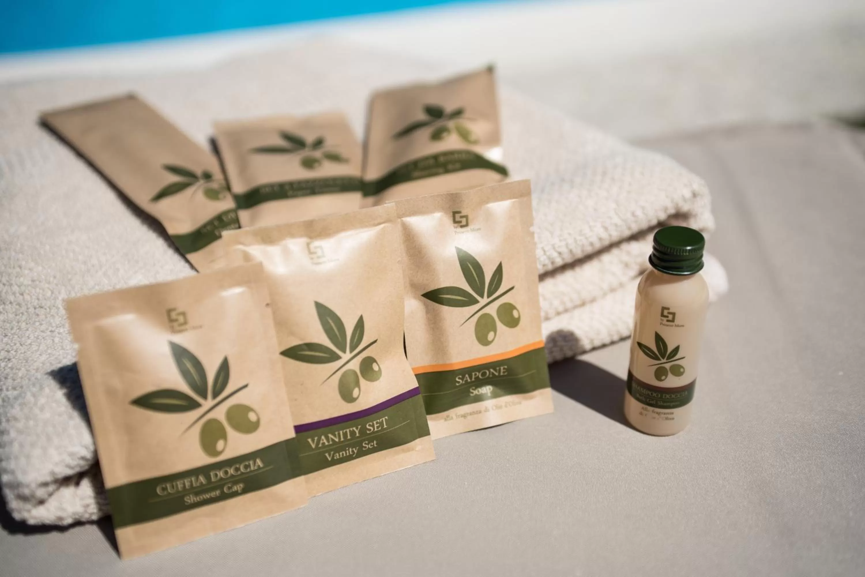 Shower, Drinks in Corvetto Residence Porto Di Mare