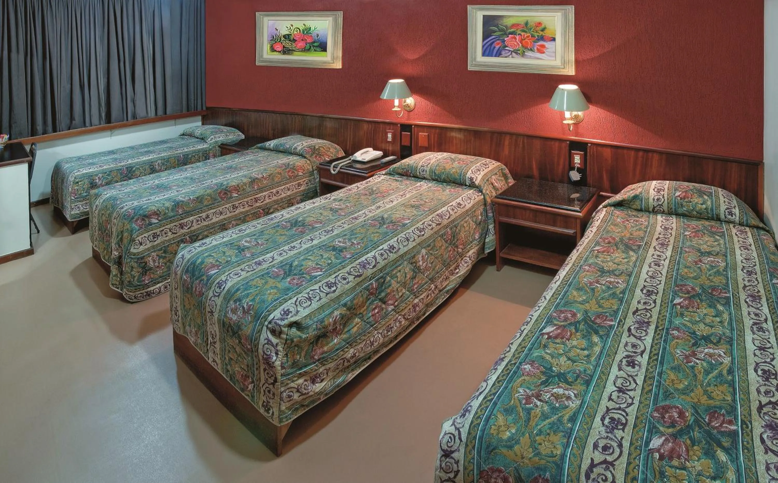 Bed in Lira Hotel