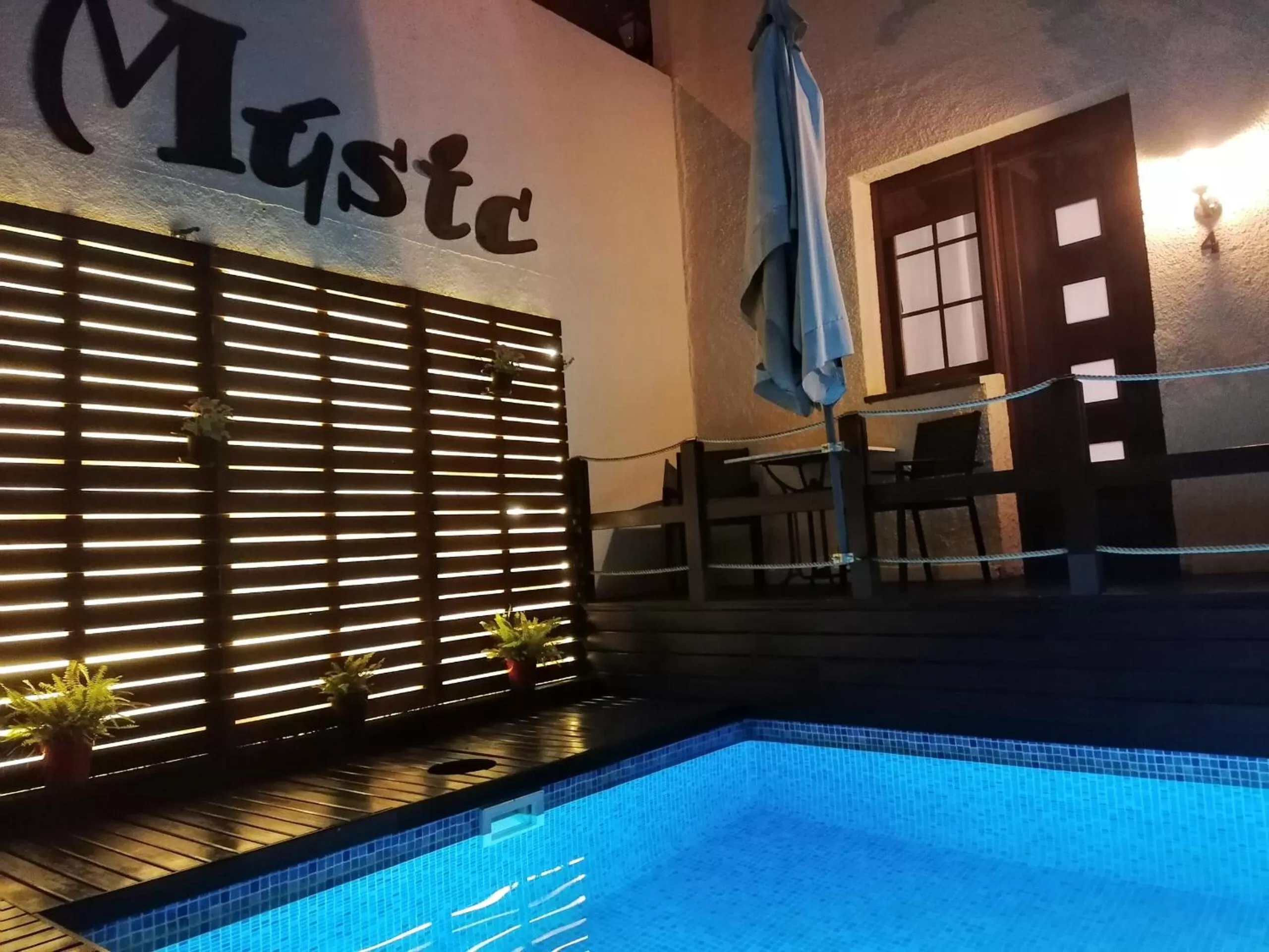 Patio, Swimming Pool in Cal Music B&B