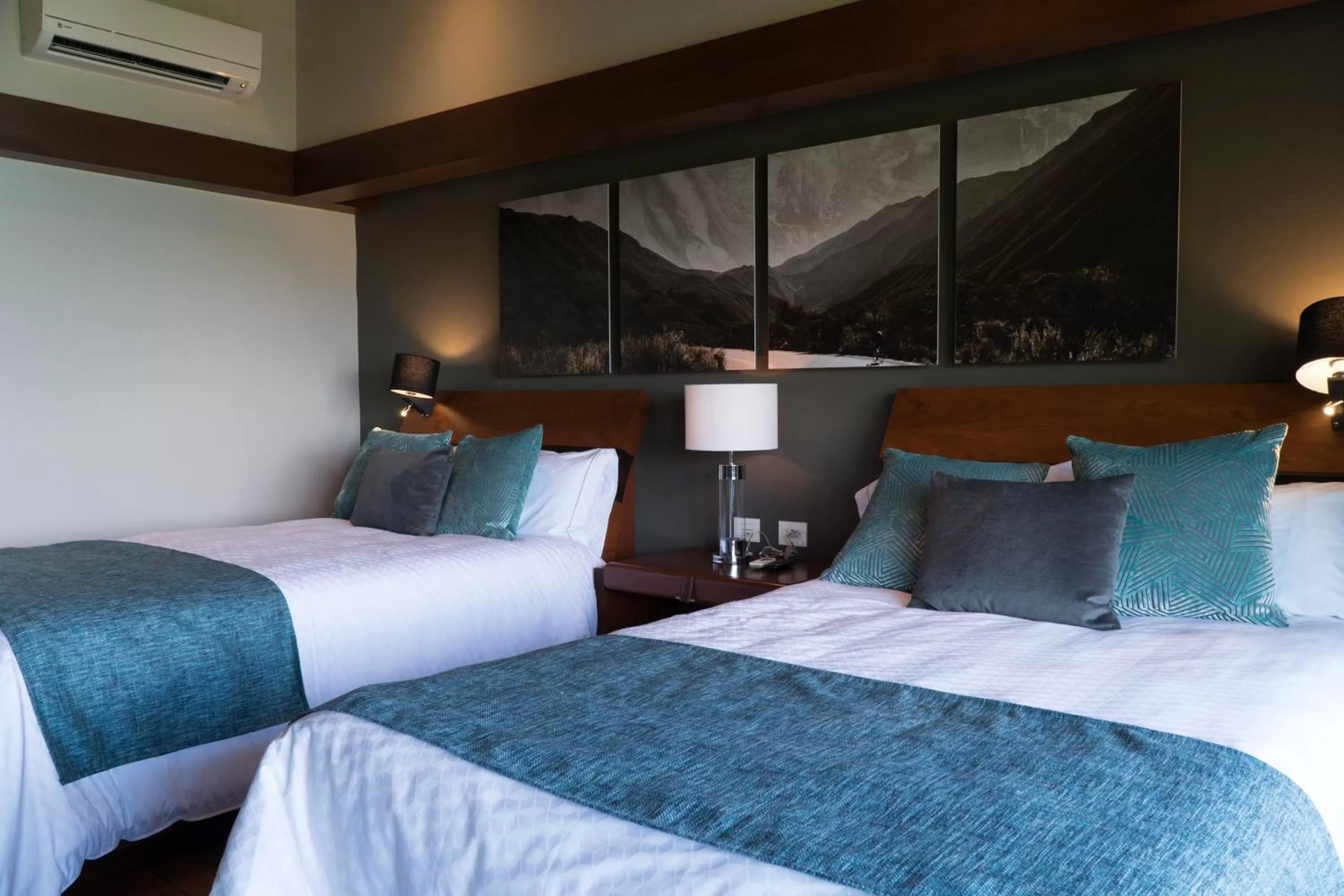 Photo of the whole room, Bed in Gamma Monterrey Rincon de Santiago