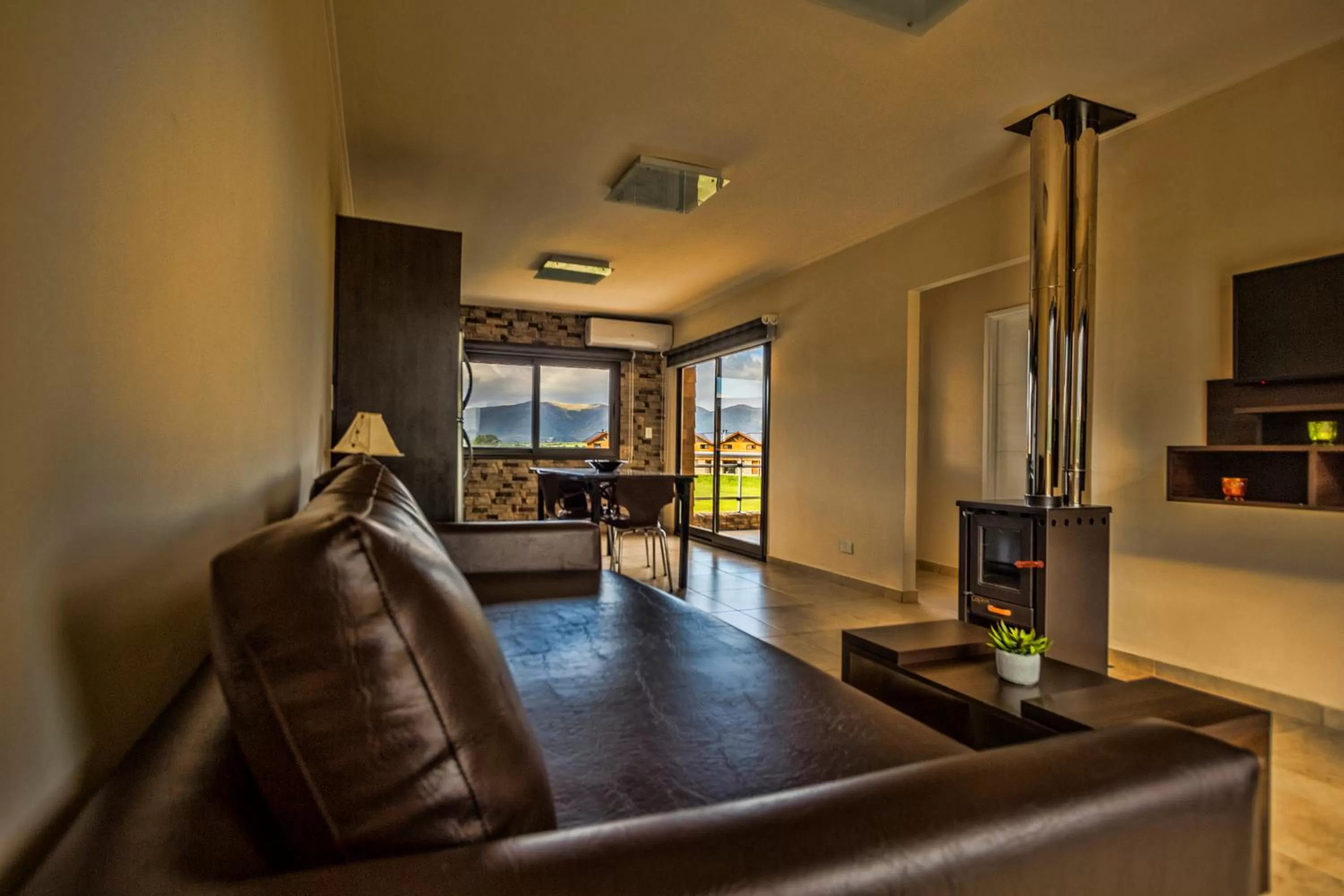 TV and multimedia in Blackstone Country Villages Hotel