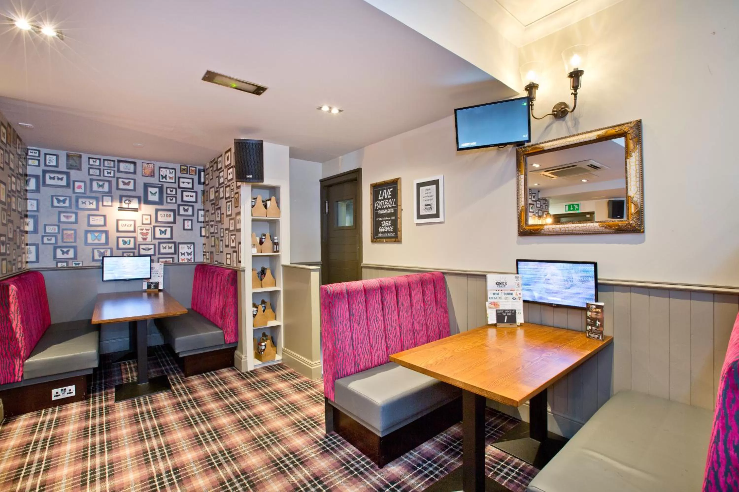 Restaurant/places to eat in The Abbey Inn