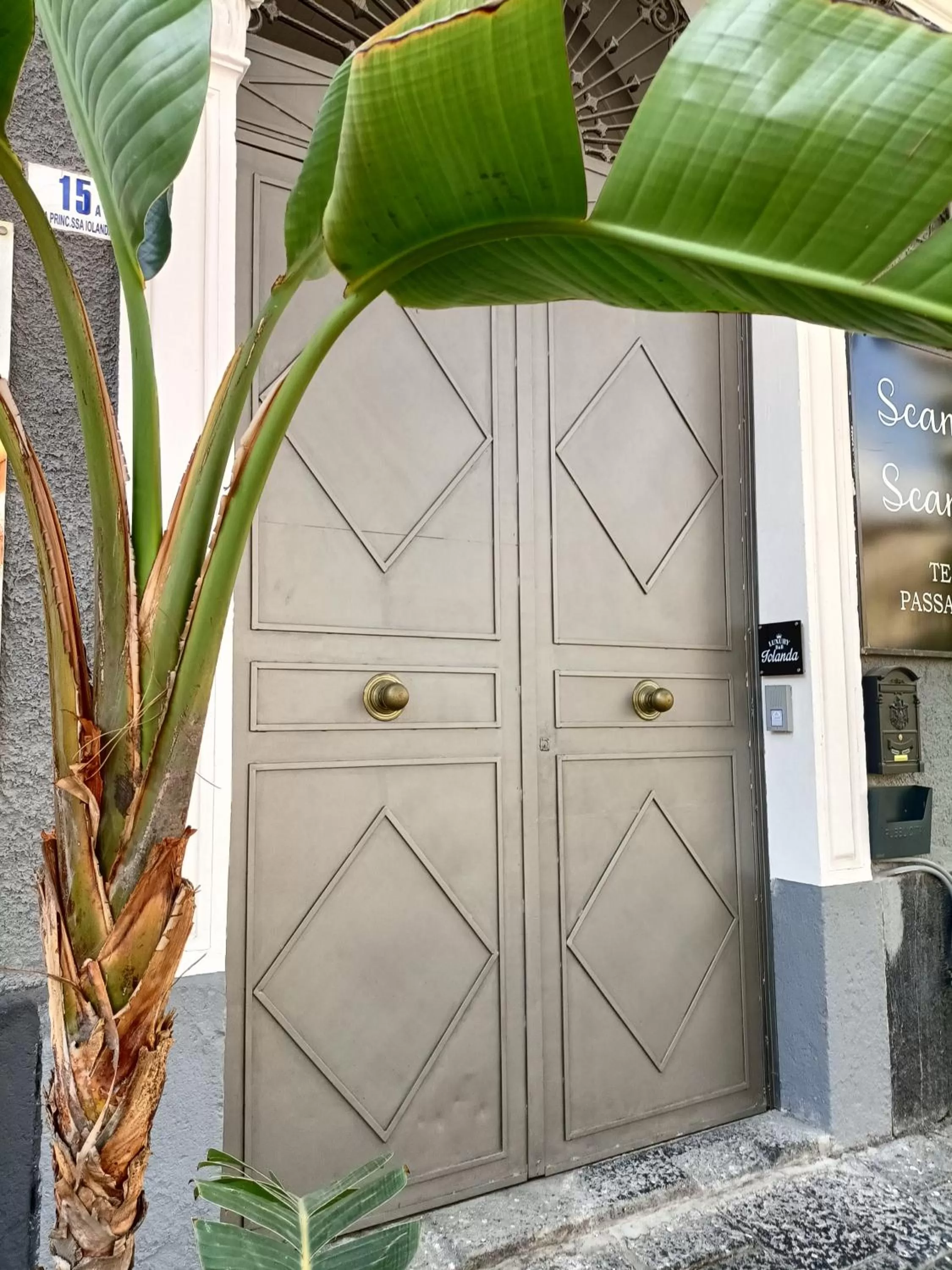 Facade/entrance in Luxury B&B Iolanda