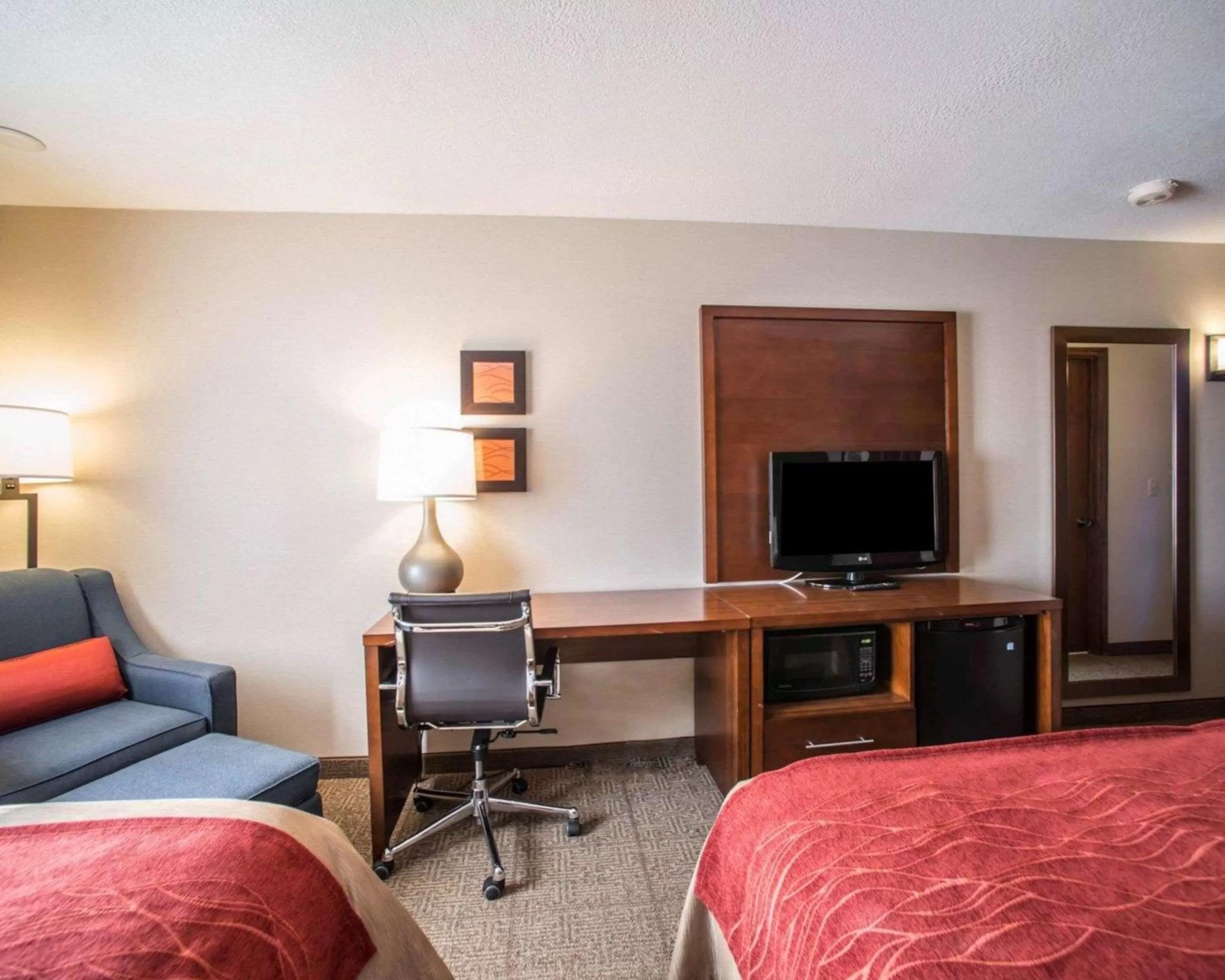 Photo of the whole room in Quality Inn & Suites Boonville - Columbia