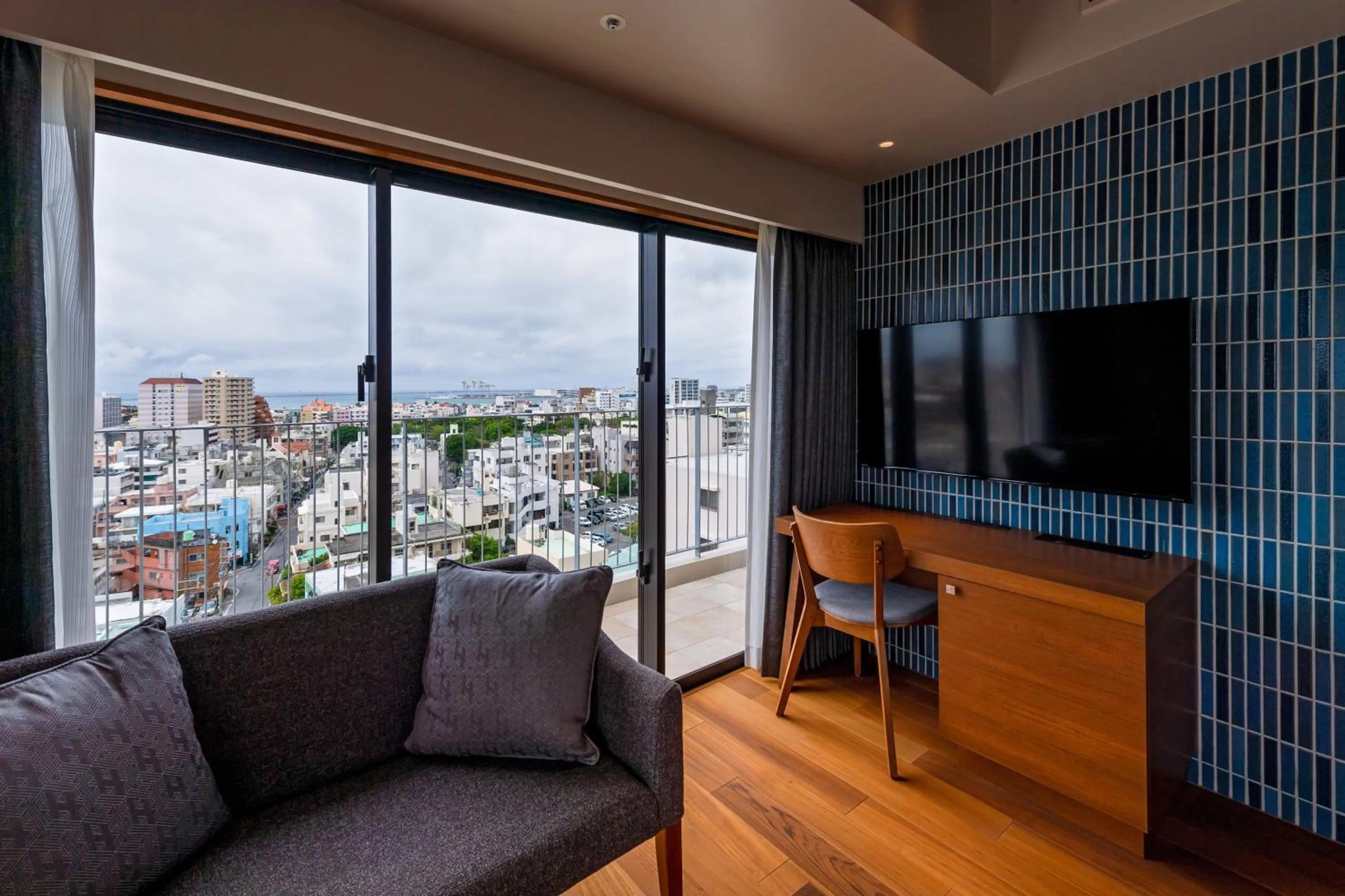 PROSTYLE TERRACE NAHA