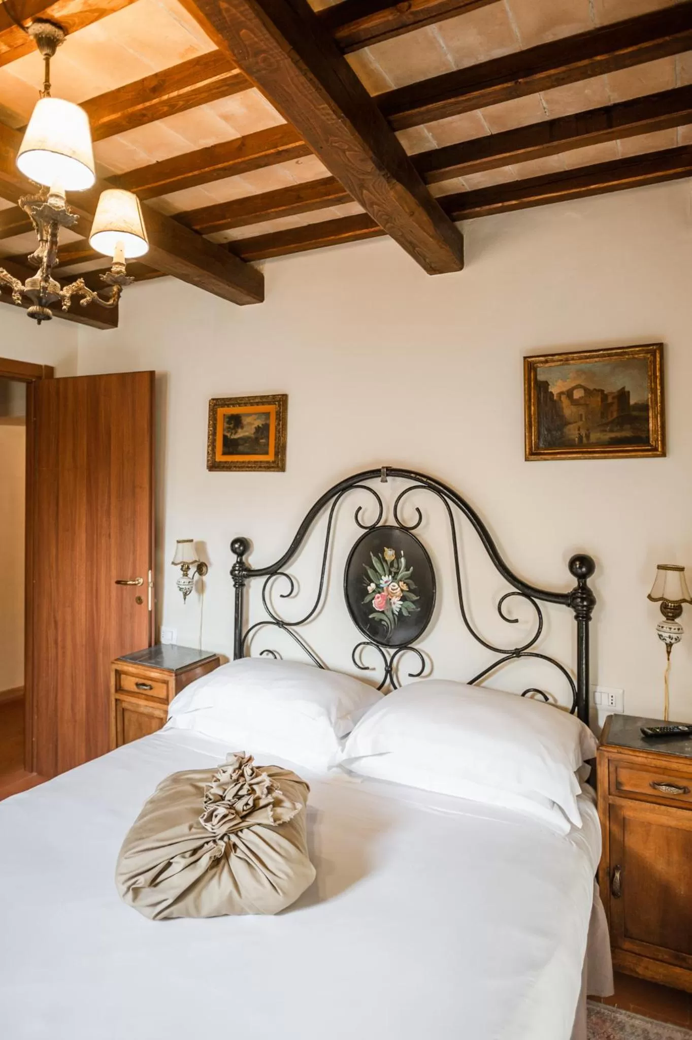 Bedroom, Bed in Borgo Petroro