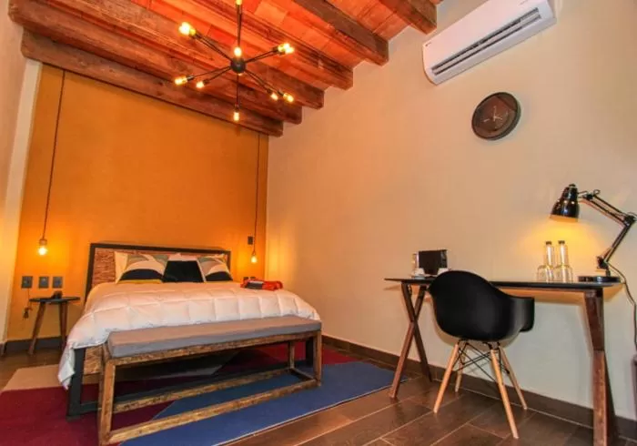 Bed in Antigua Trece Hotel Fusión & SPA