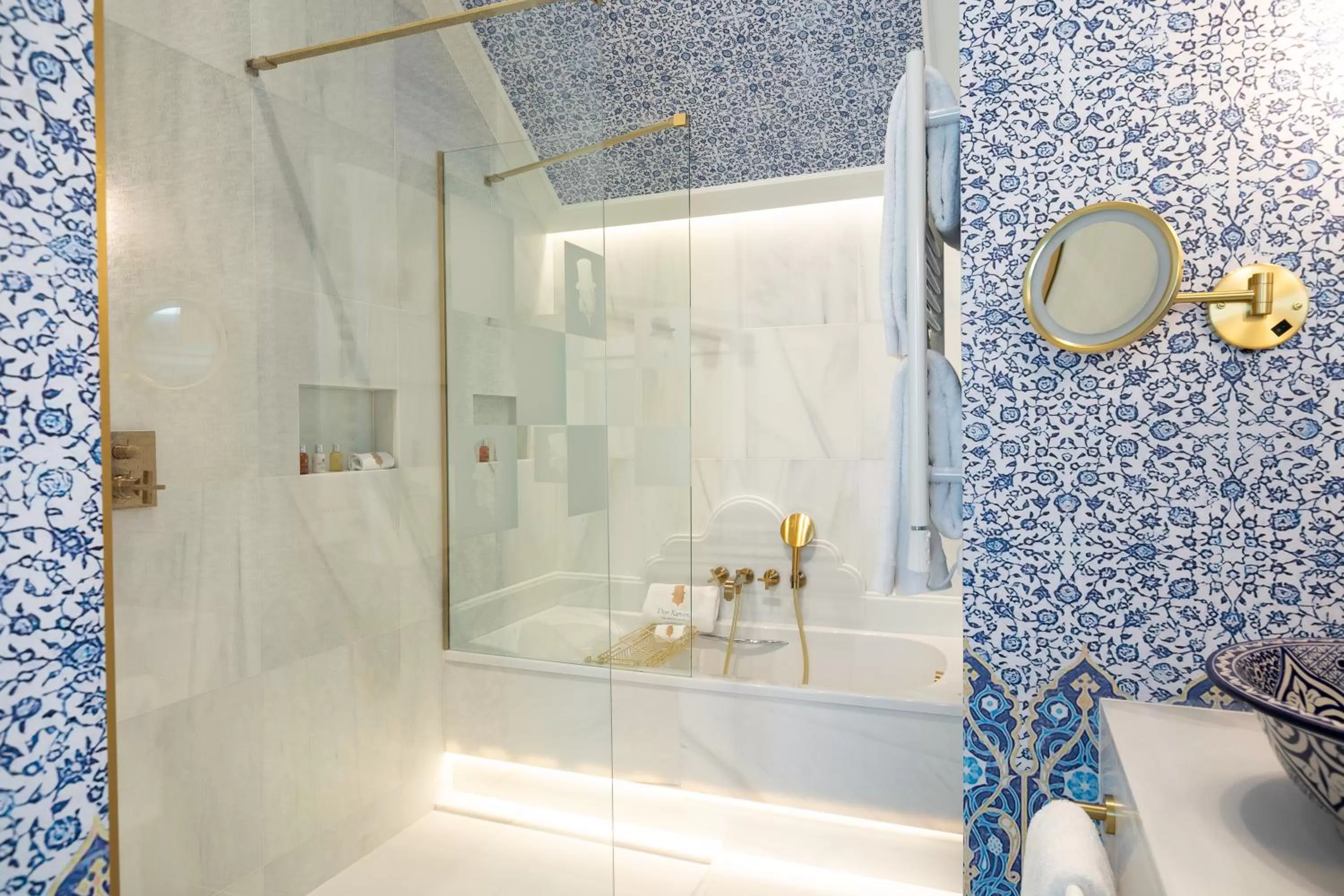 Shower in Hotel Casa Palacio Don Ramón