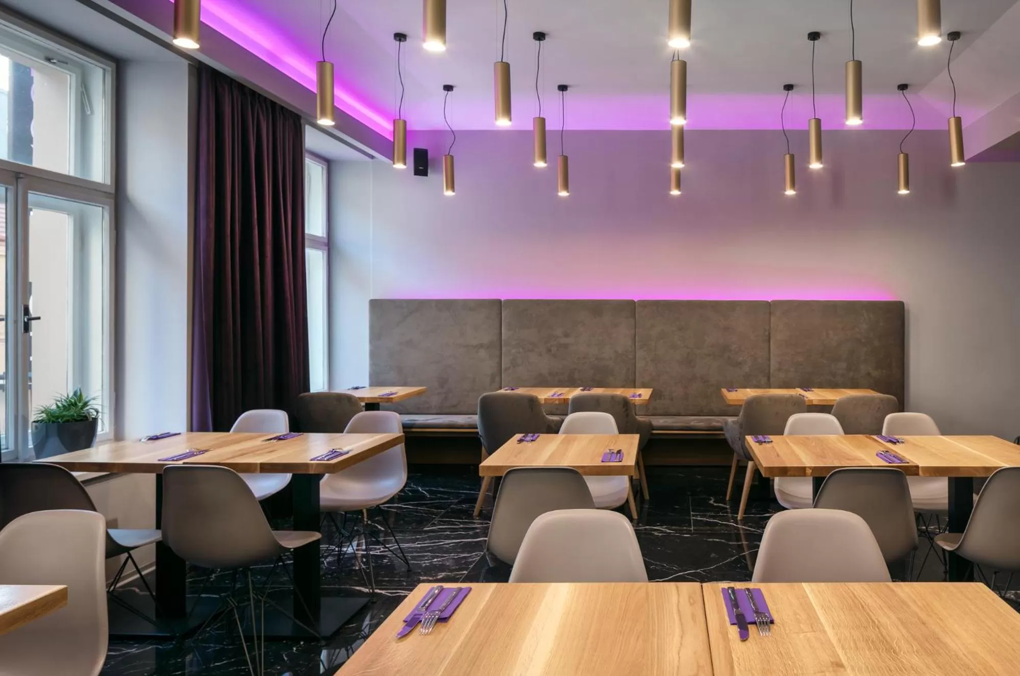 Restaurant/places to eat in MOODs Charles Bridge